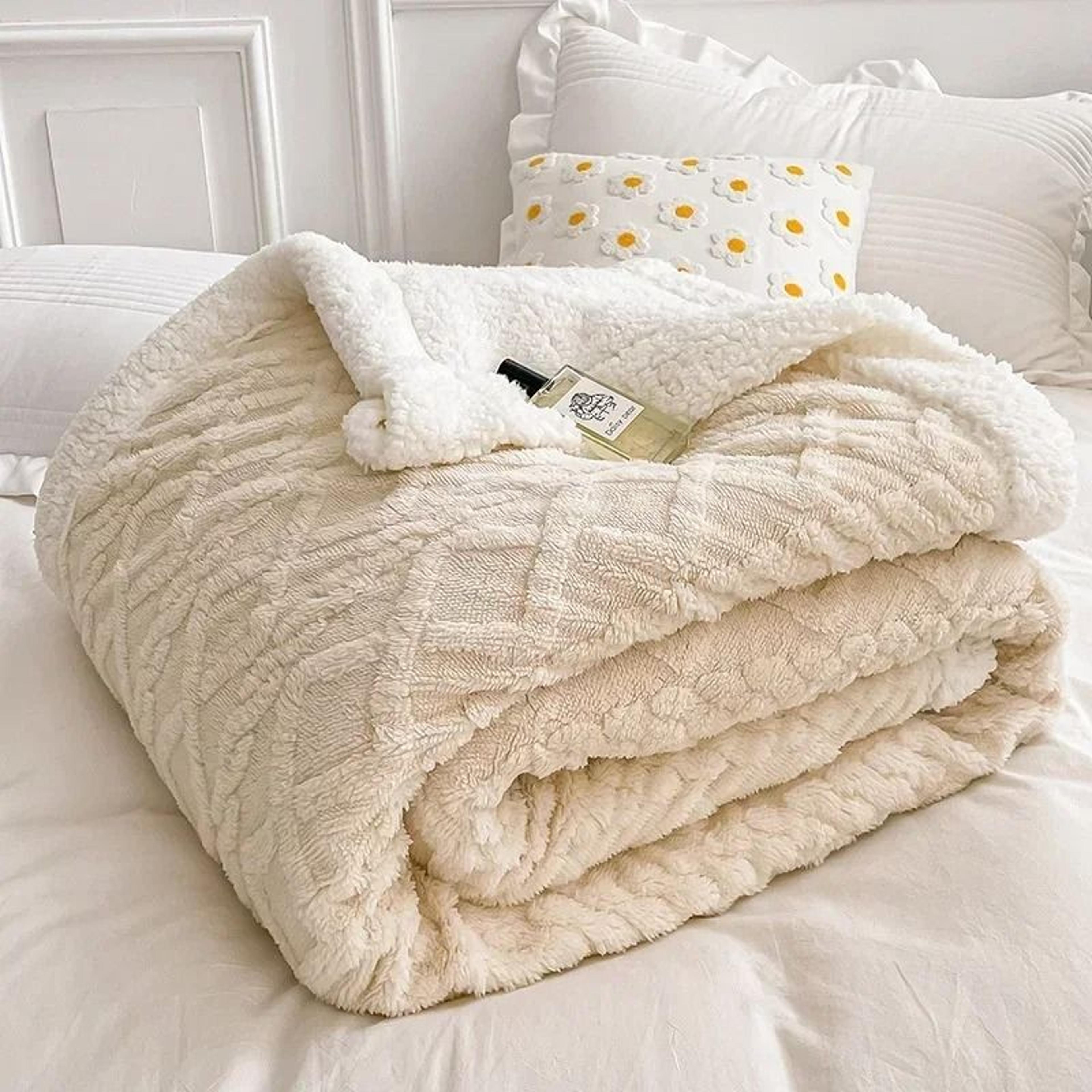 Soft Plaid Winter Fleece Blanket Warm Plush Sofa Bed Throw 6