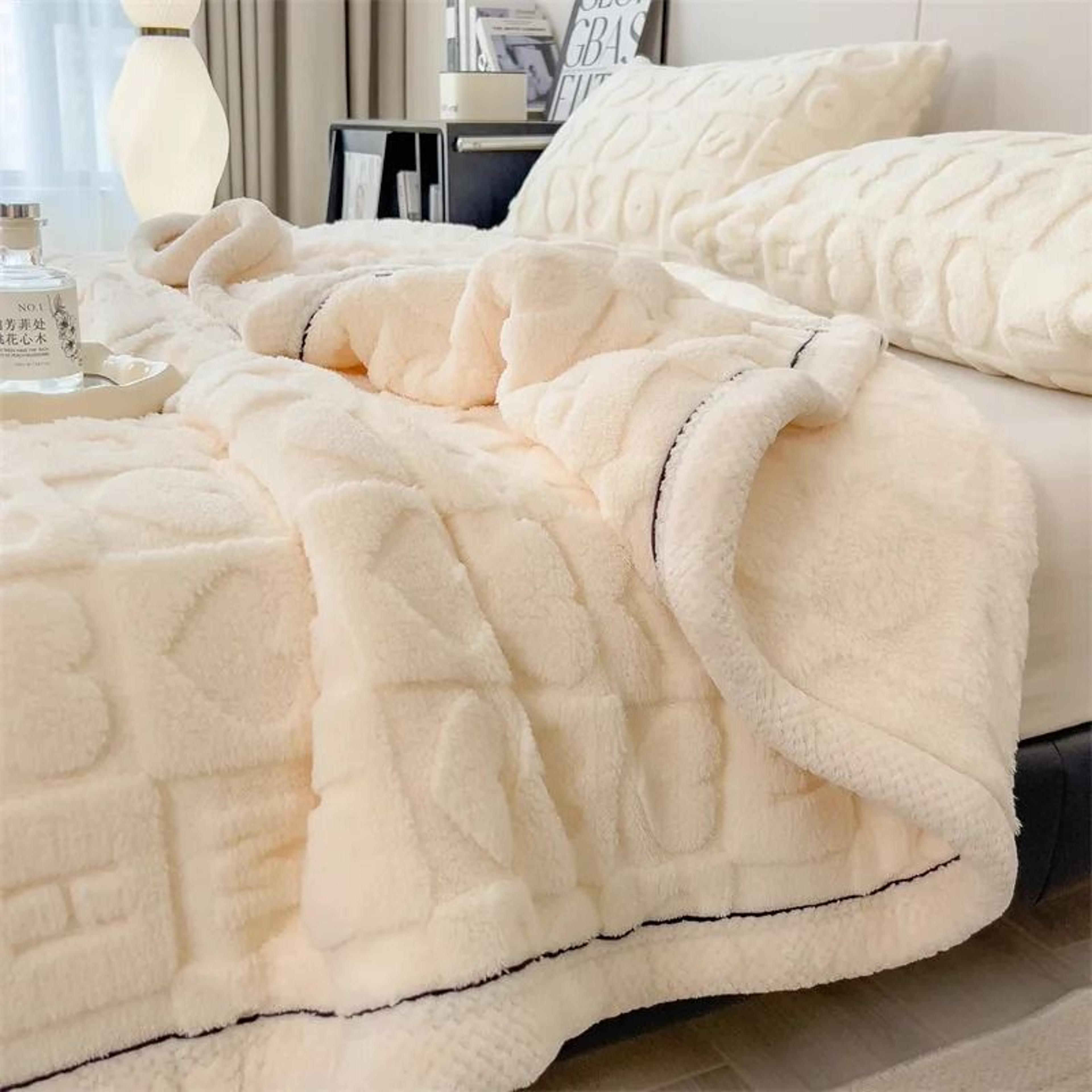 Taffeta Velvet Carved Blanket Thick DoubleSided Plush Throw 12