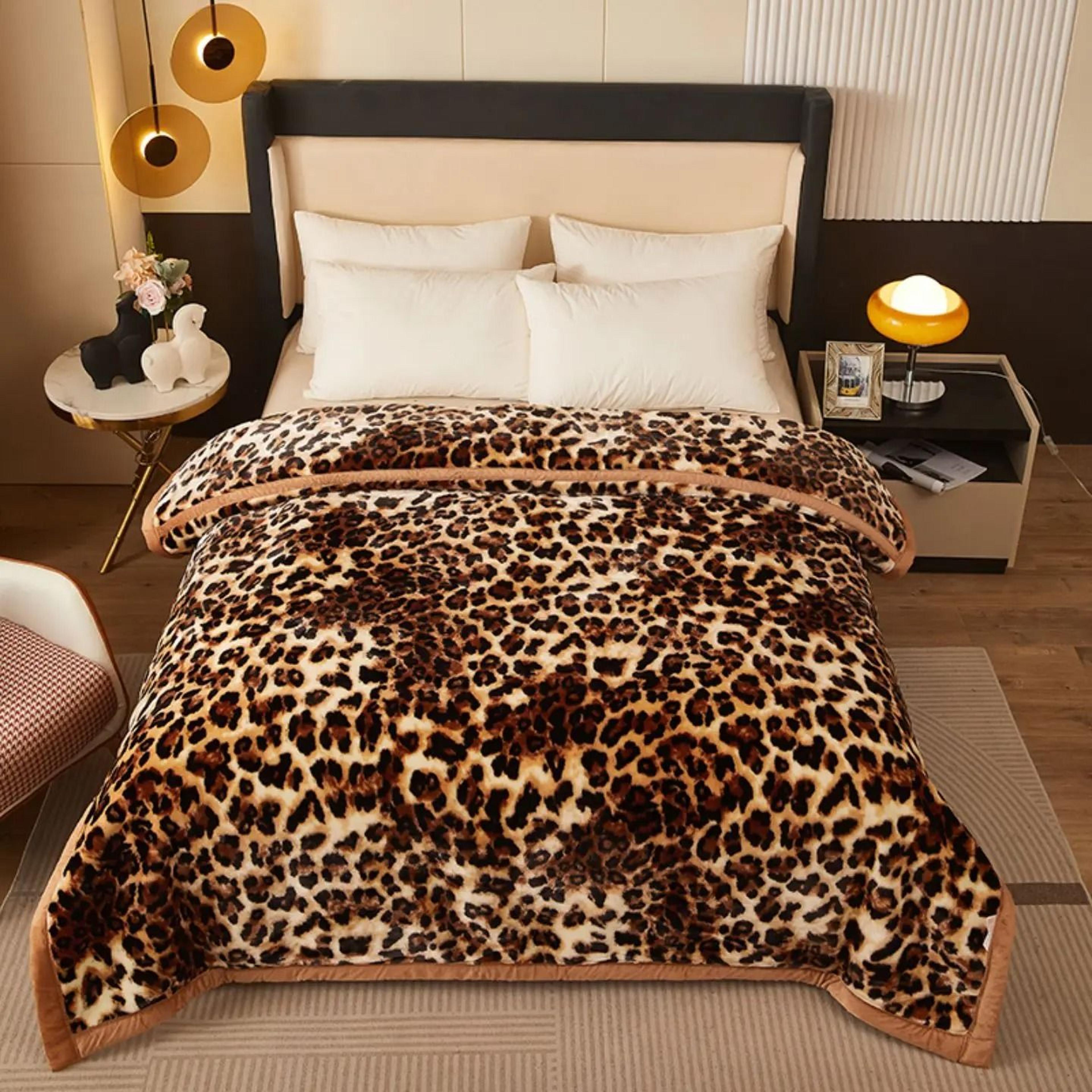 Luxury Leopard Plush Winter Blanket Thick Warm Queen Bed Comforter 1