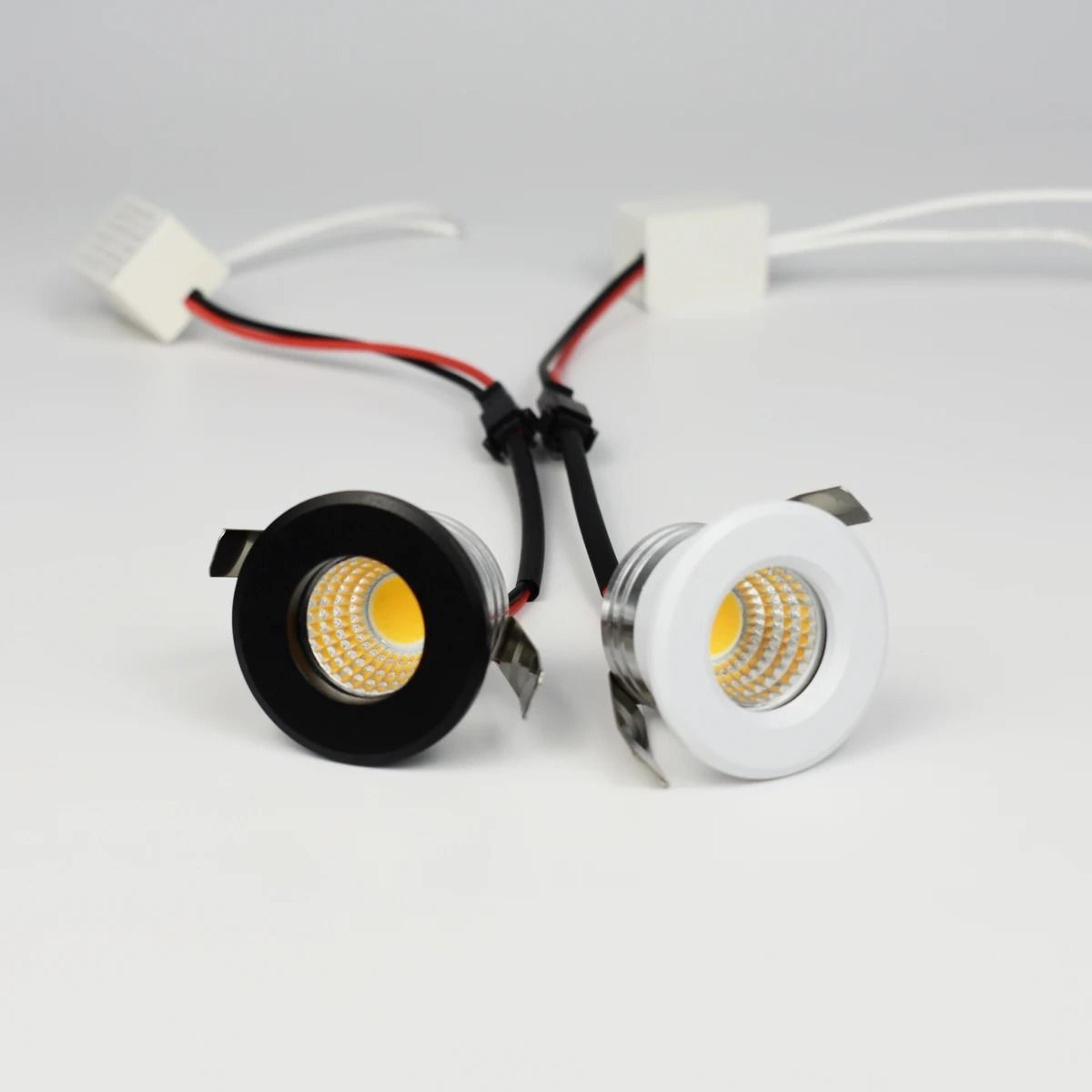 Compact 3W AntiFog COB Ceiling Spotlight With Adjustable Brightness 4
