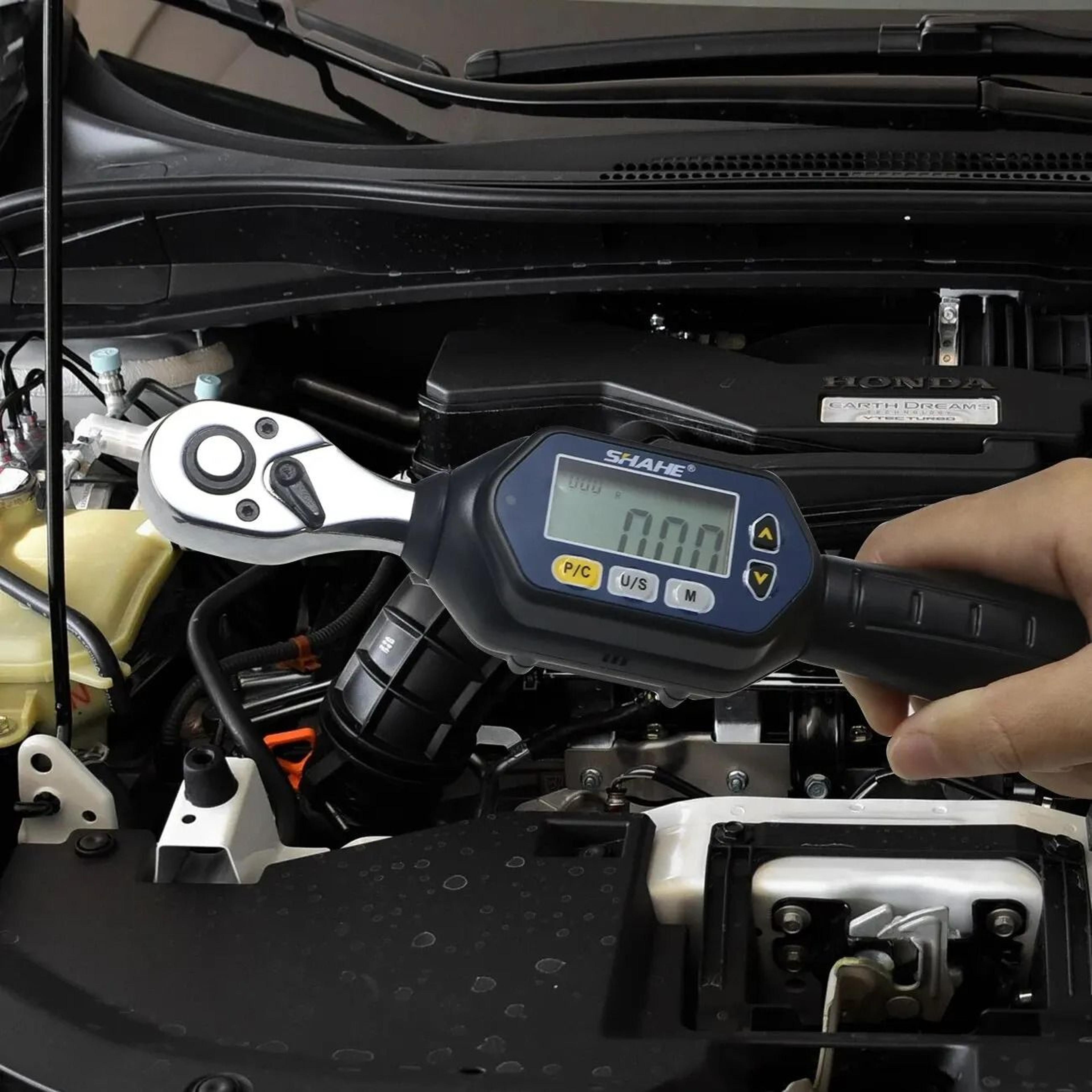 Compact Digital Ratchet Torque Wrench With Precision LCD Display 6