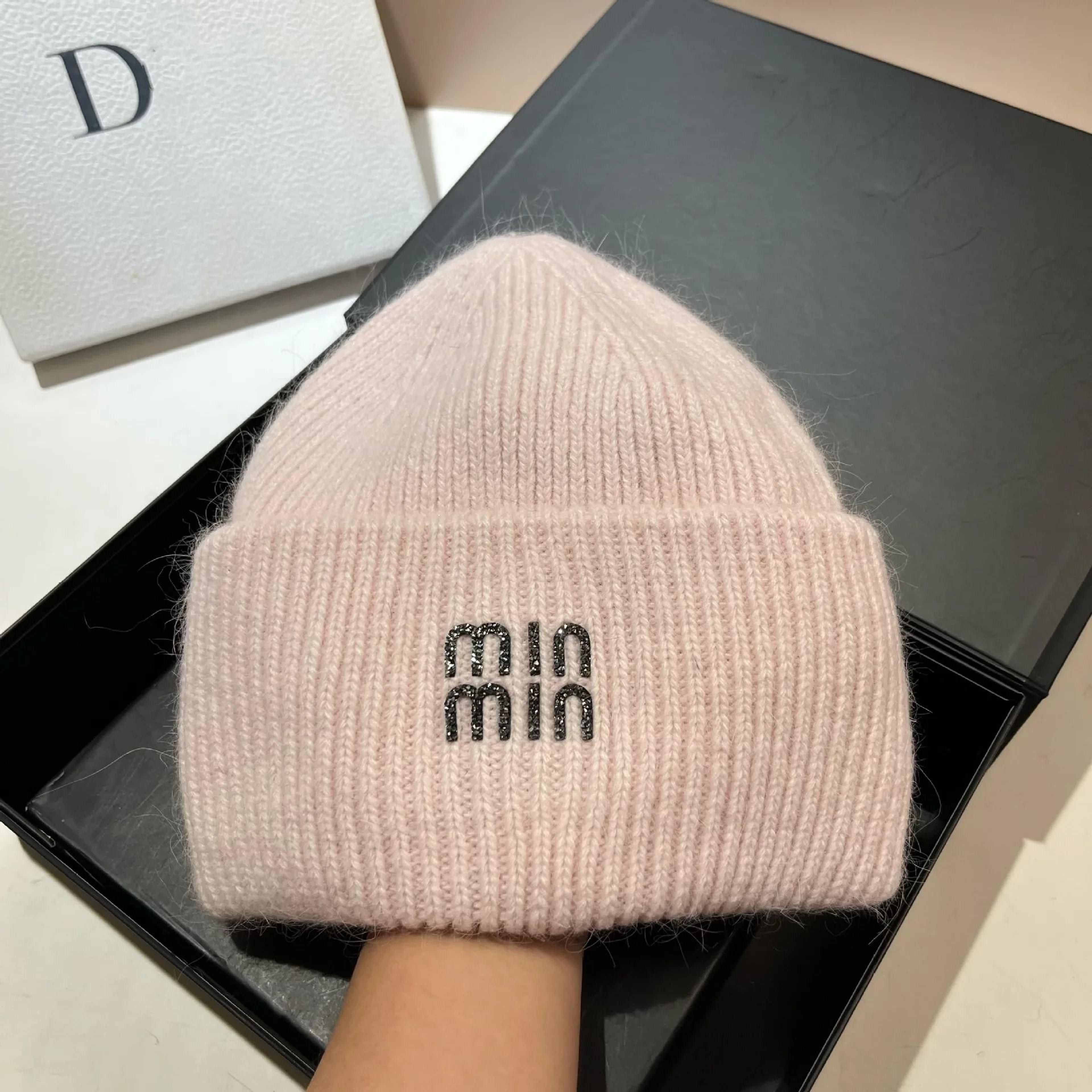 Cozy Korean Style Double Rolled Brim Knit Beanie For Winter Warmth 4