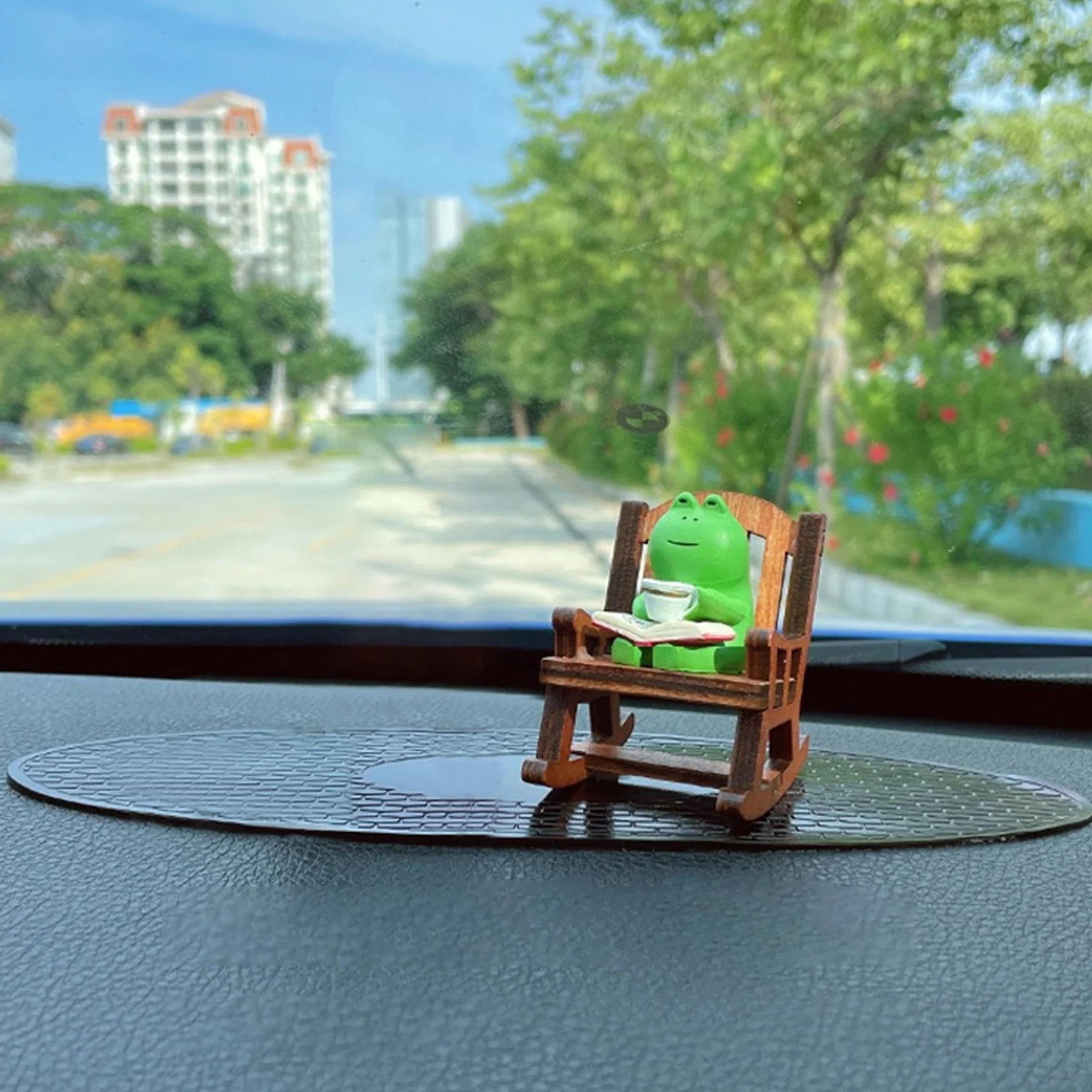 2 Piece Cute Frog Rocking Chair Miniature Figurine Desktop Decor Set 3