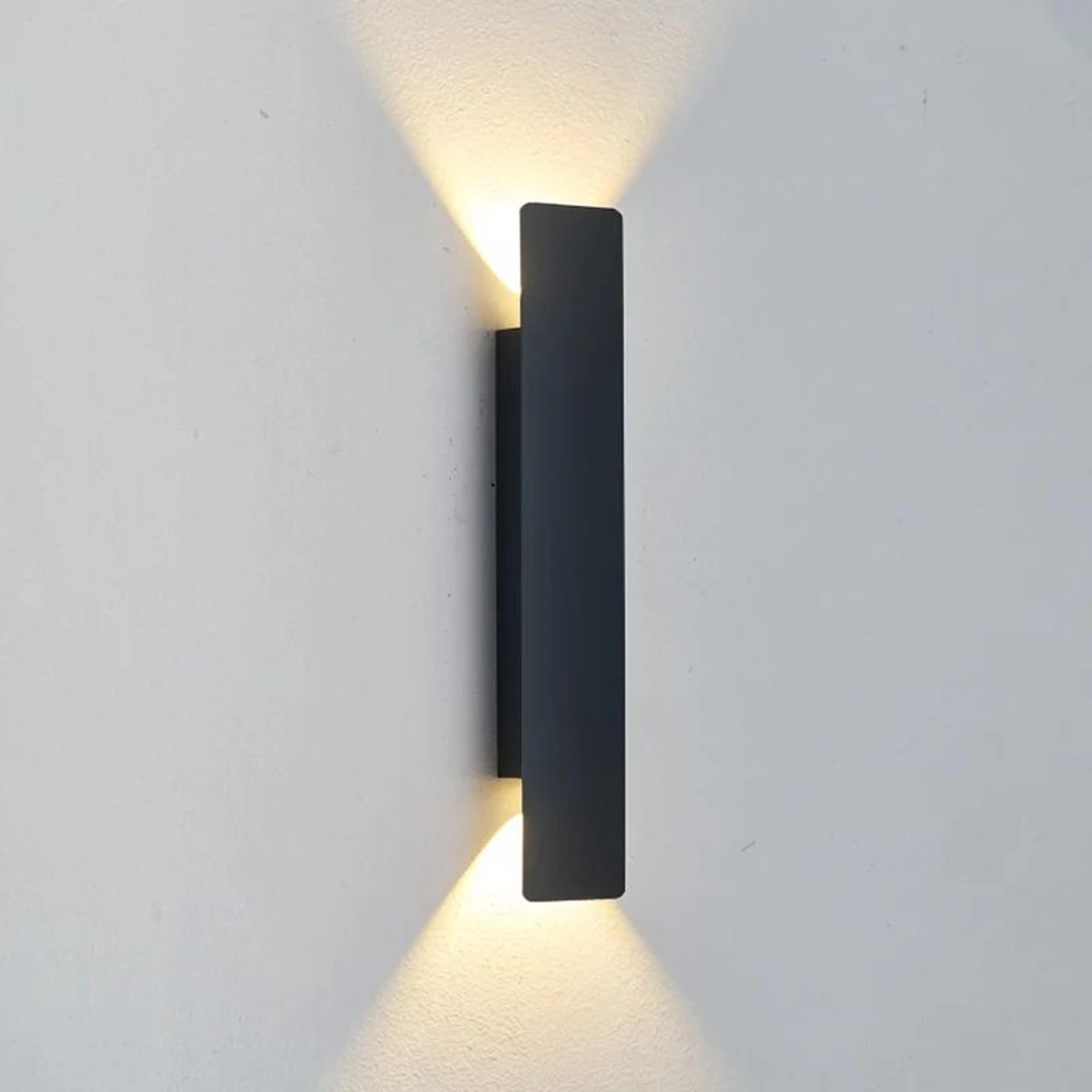 AeroBeam 18W Waterproof LED Wall Light For Modern Indoor And Outdoor Spaces 3