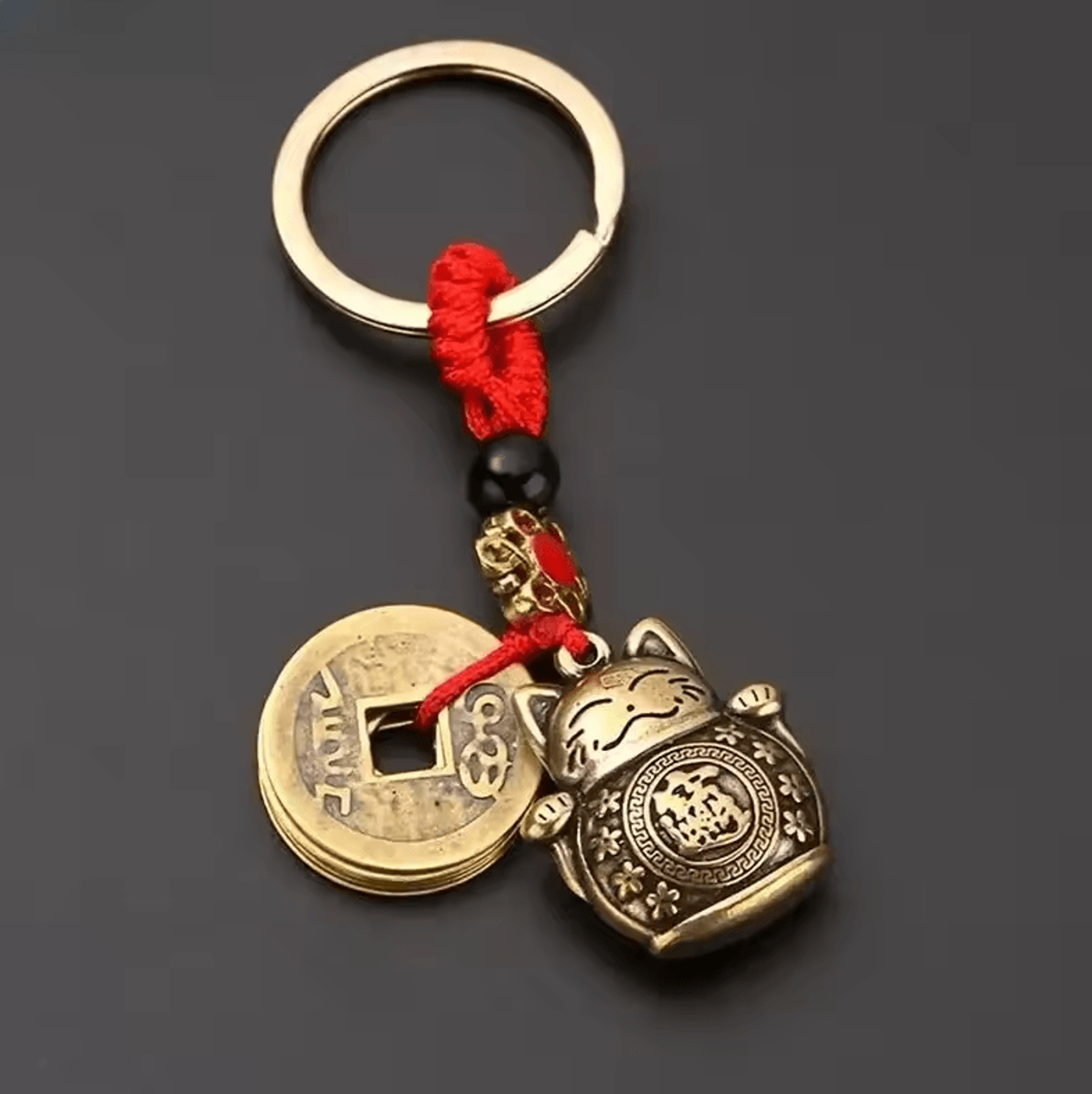 vintage lucky cat feng shui keychain – alloy maneki neko wealth talisman with five emperor coins