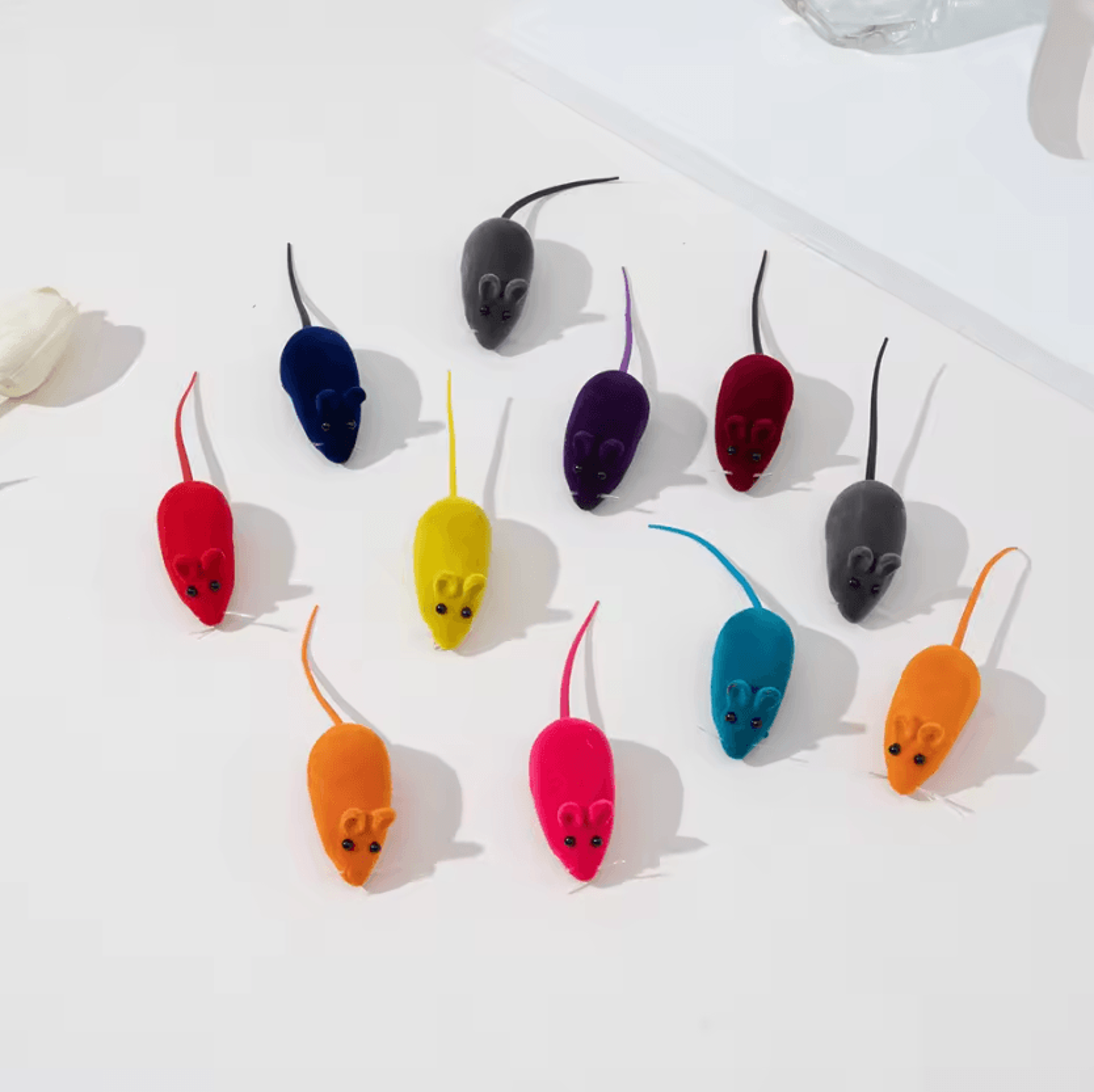 SqueakMouse Interactive Rubber Cat Toy 1