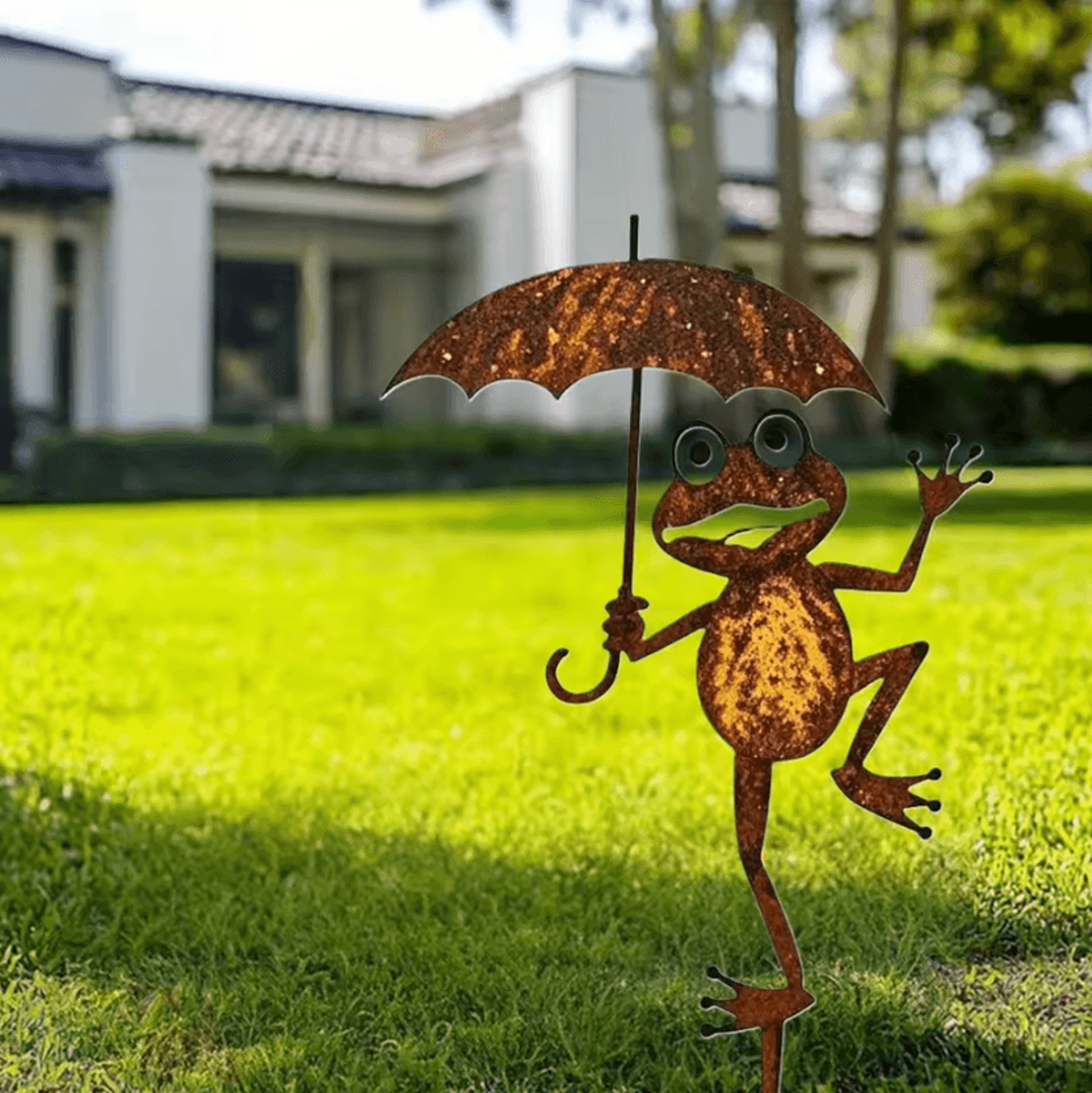 Retro Metal Frog Garden Stake Rustic Iron Yard Art Ornament 1