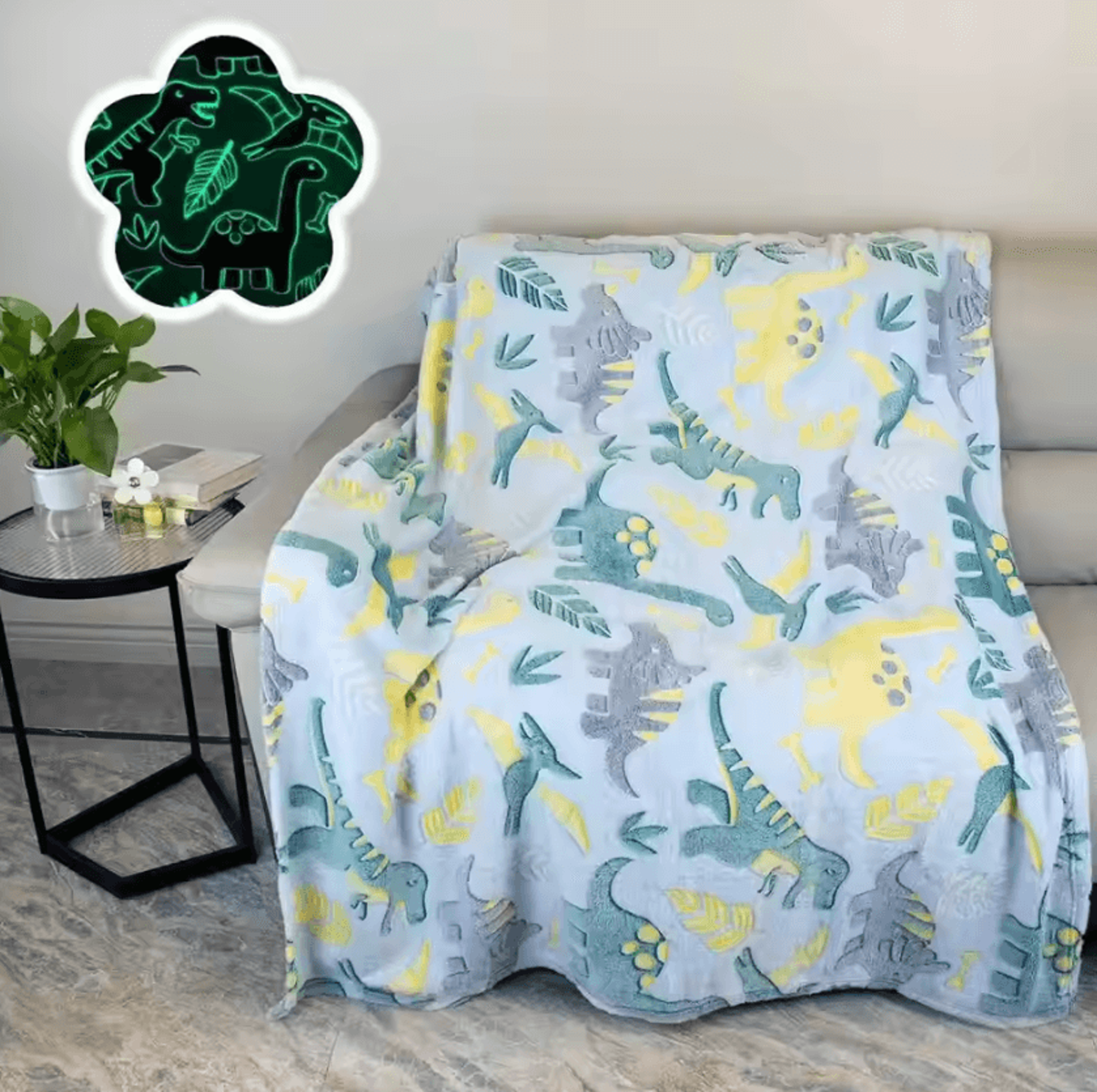 Glow In The Dark Unicorn And Dinosaur Kids Flannel Blanket 1