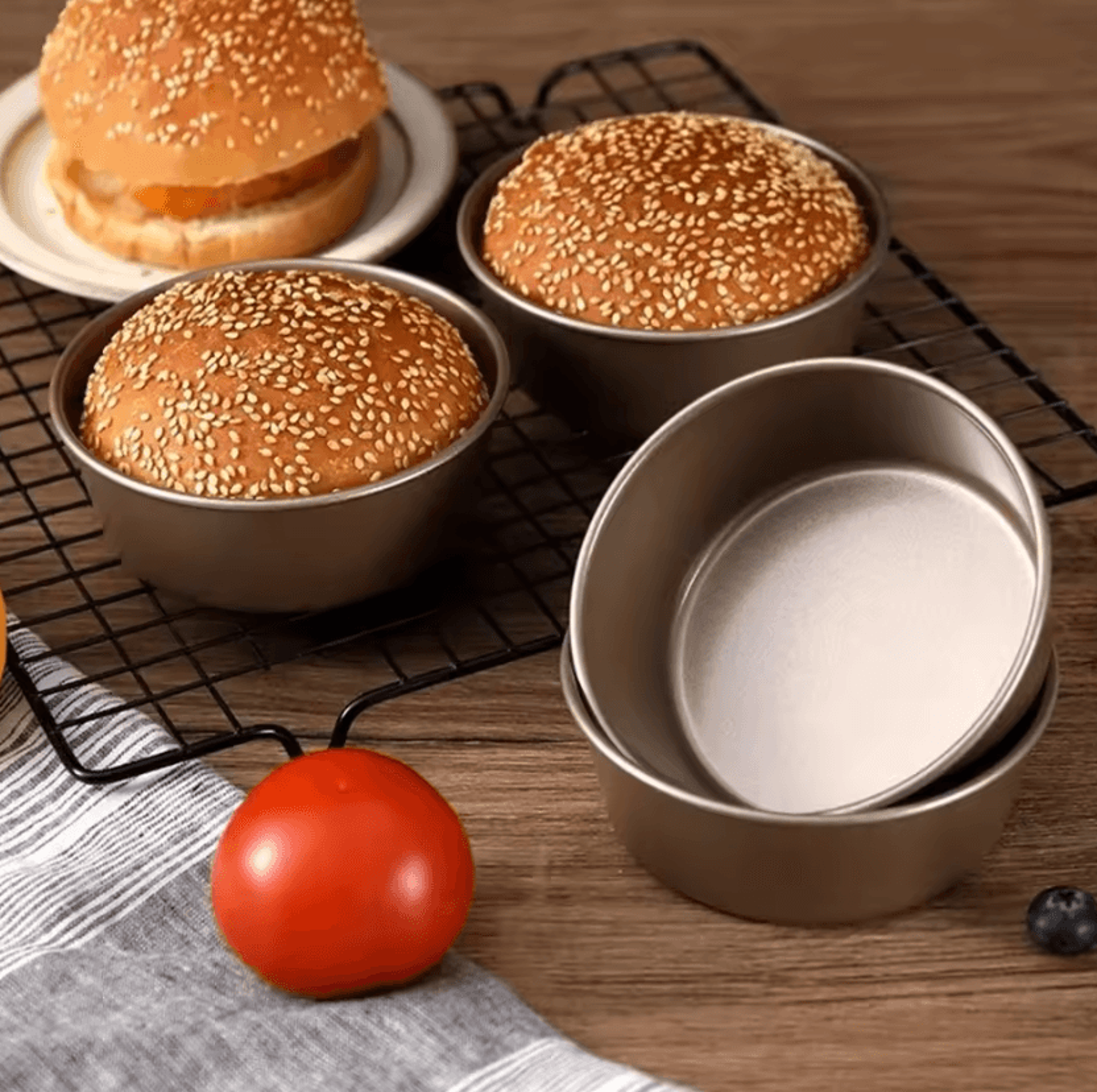 bakecraft 4-inch carbon steel mini round baking mold