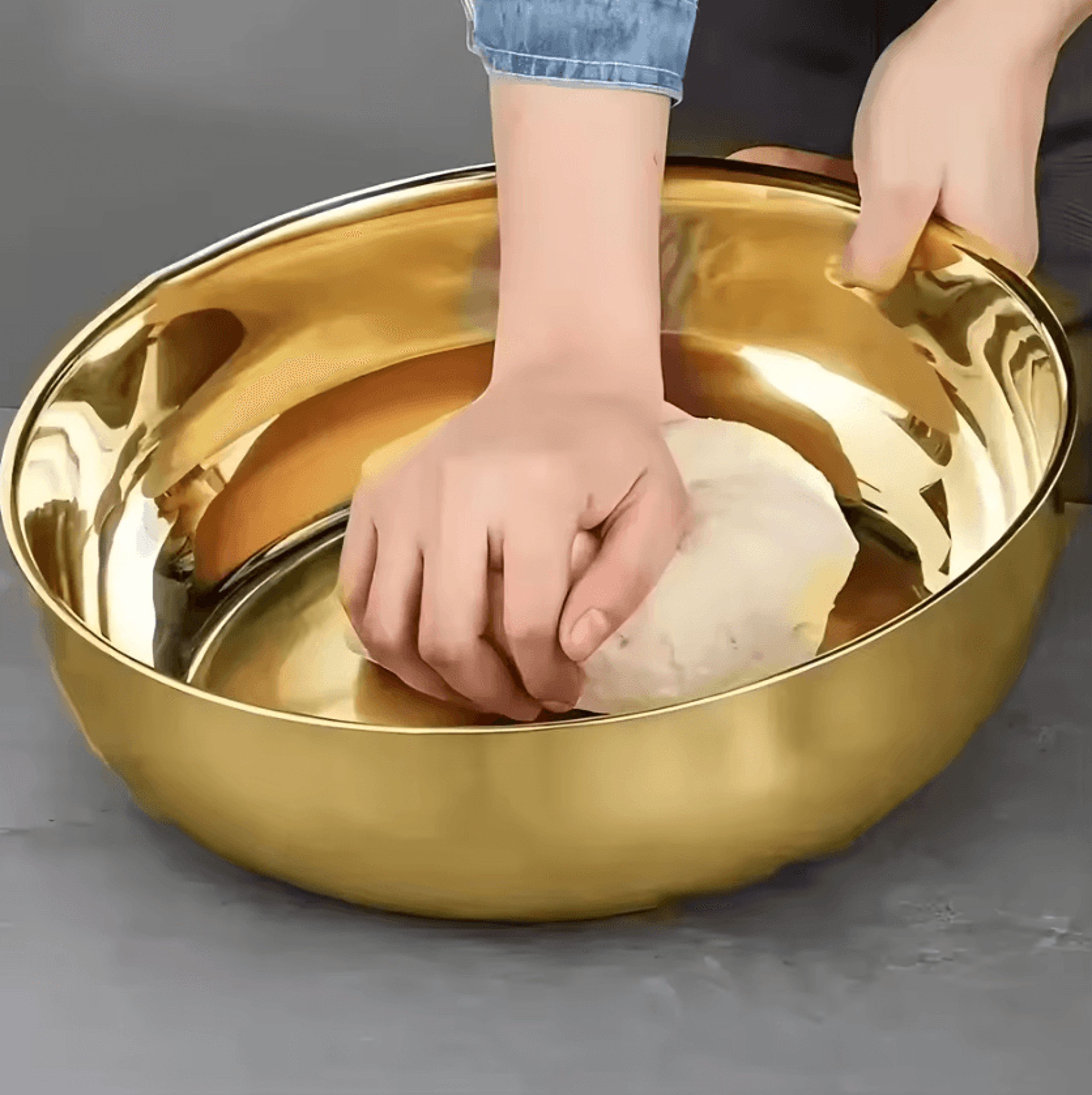 large capacity stainless steel mixing bowl multipurpose kitchen bowl for dough salad vegetables and food preparation