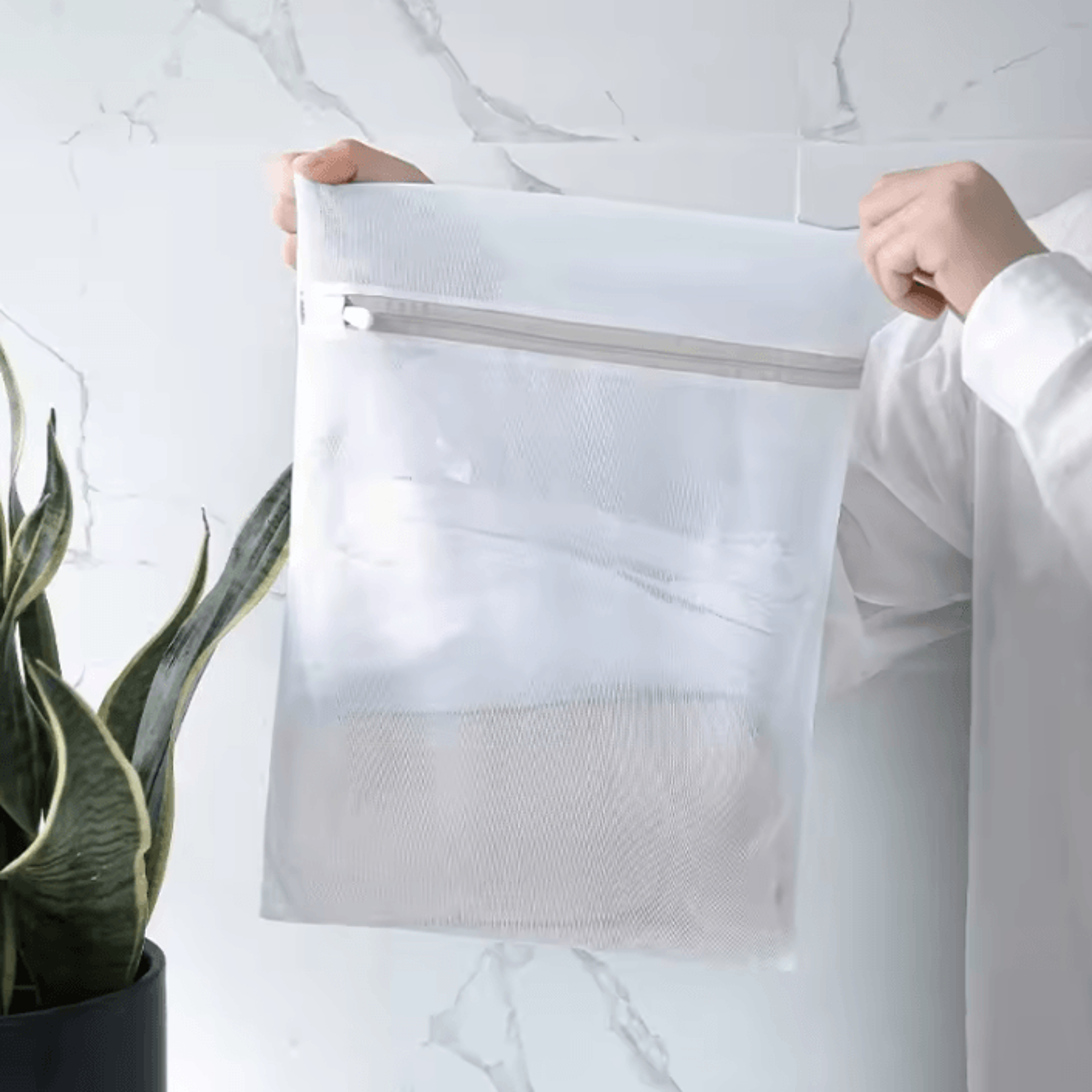 3 Piece Mesh Laundry Washing Bags For Delicate Clothes And Bra Protection 3