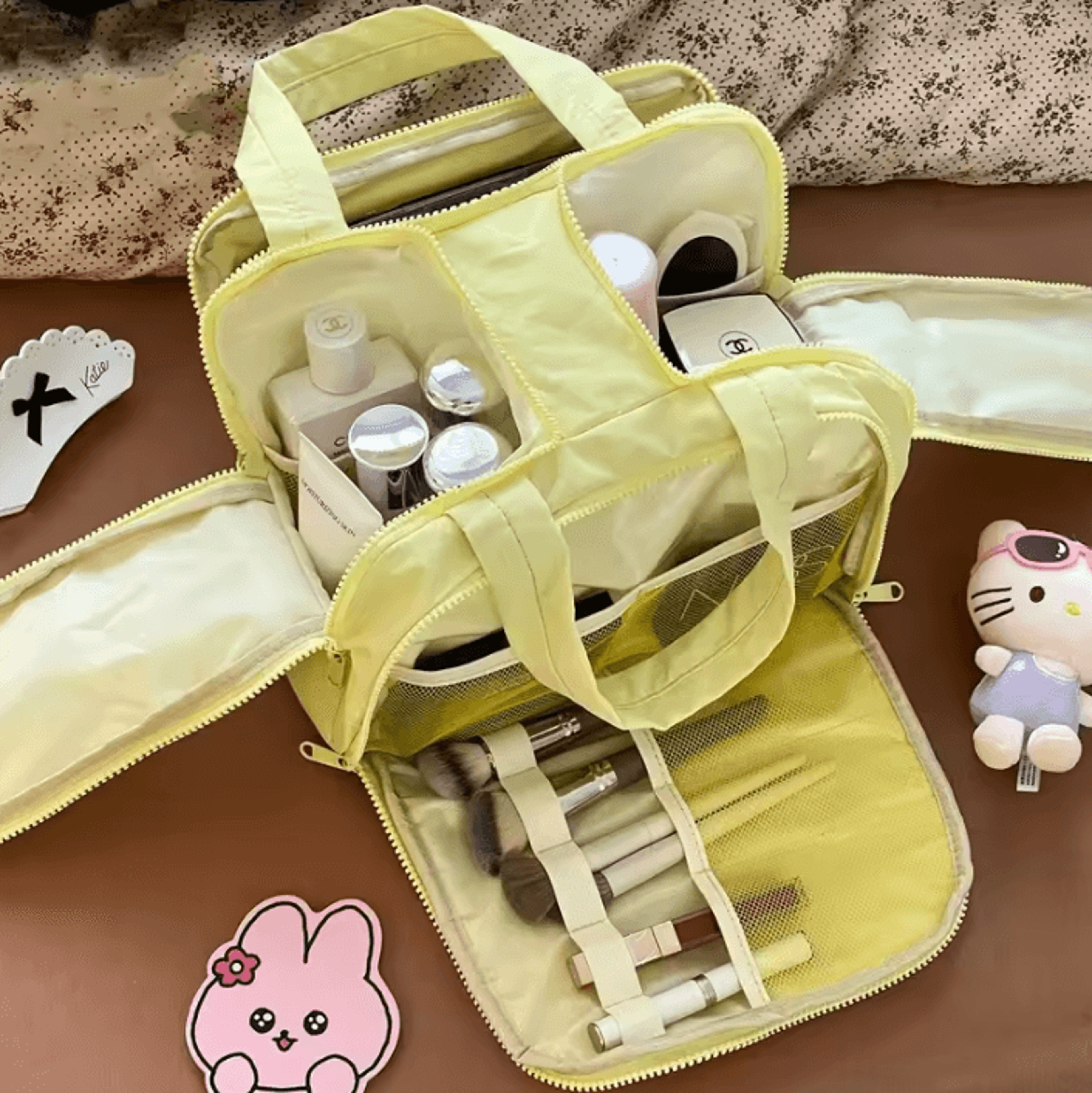 large capacity travel makeup organizer bag with multiple storage pockets