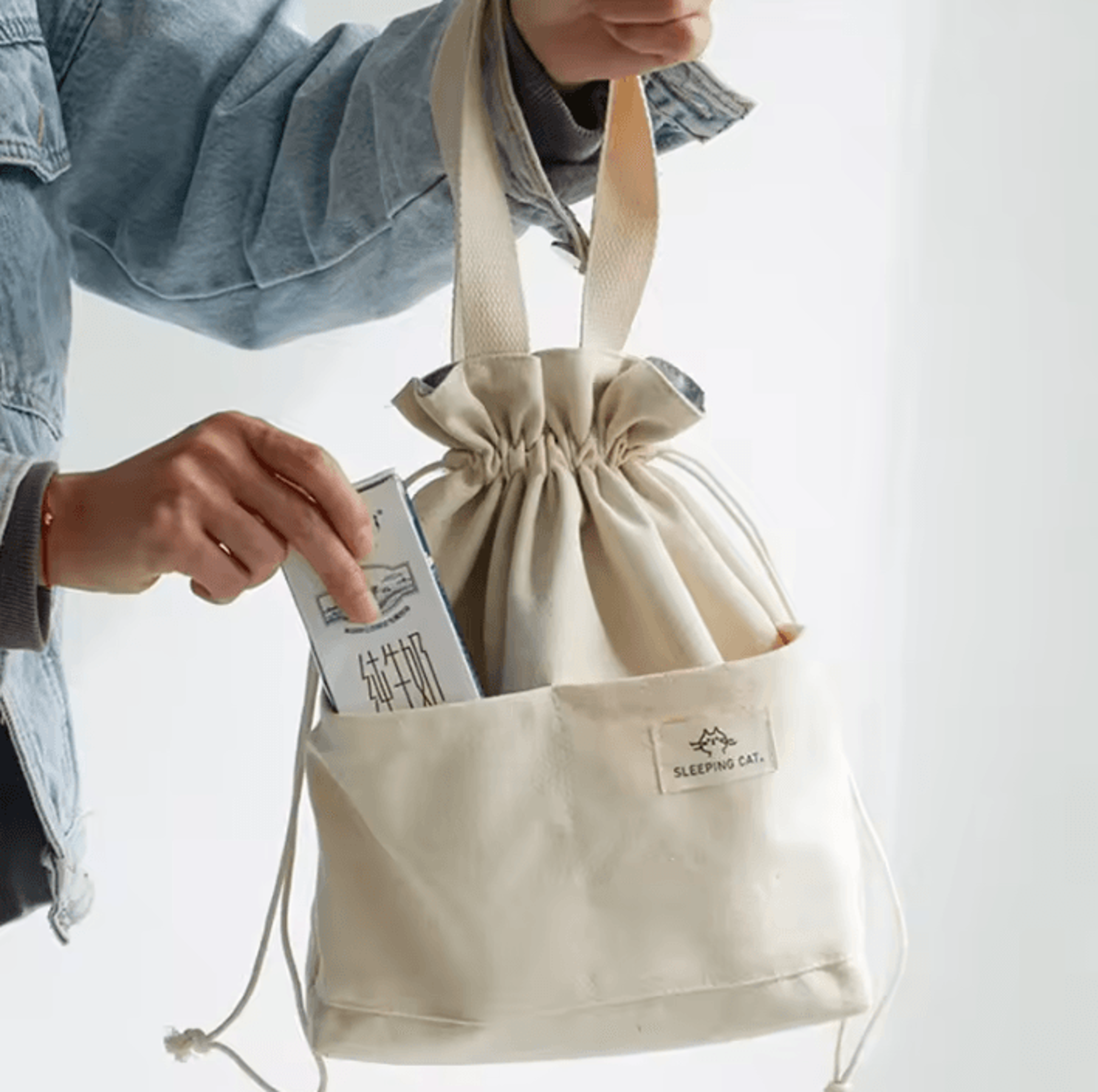 japanese style drawstring lunch bag with pocket for portable bento storage