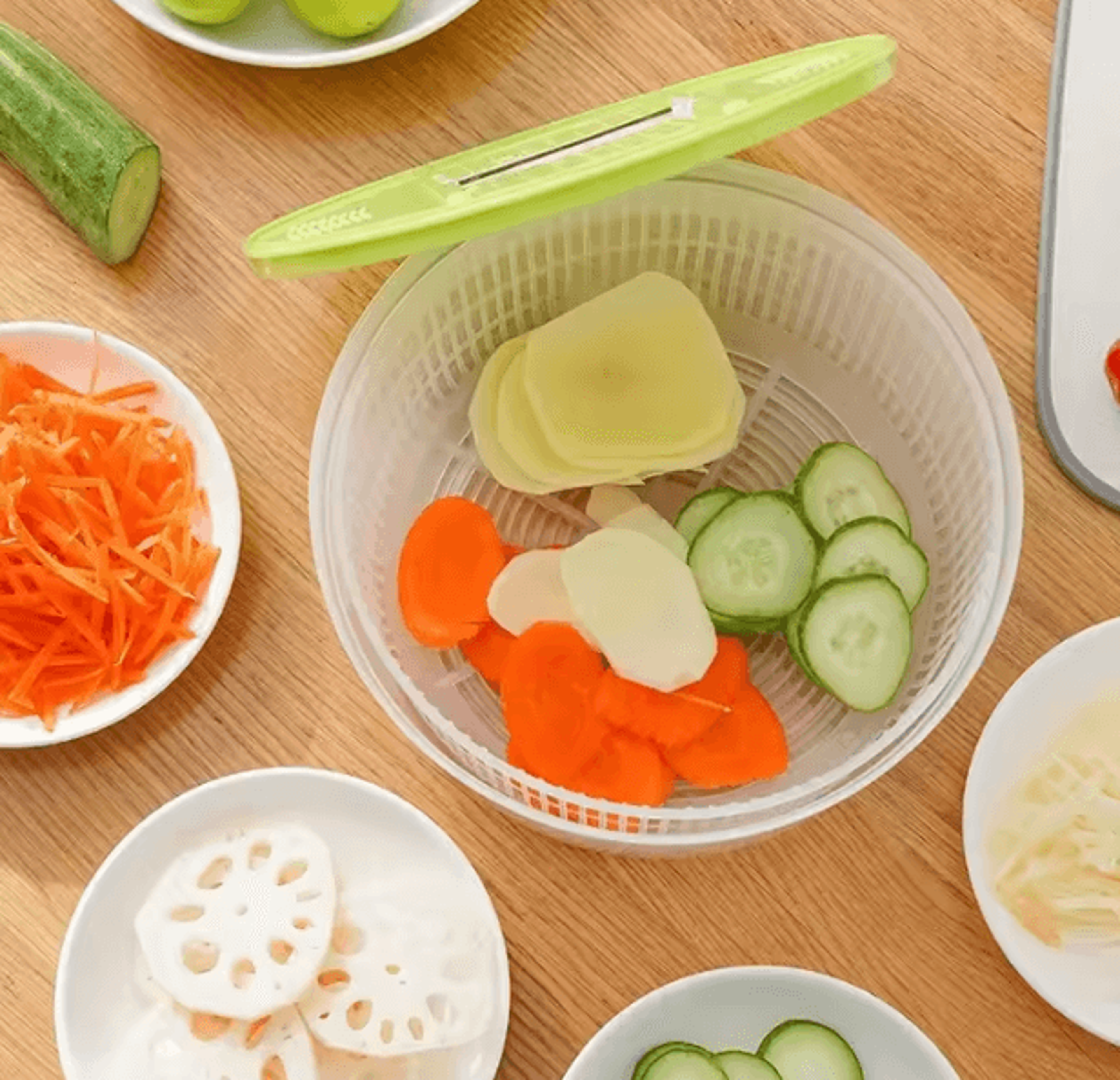 Salad Spinner For Leafy Vegetables With Lettuce Washer And Greens Drainer 4