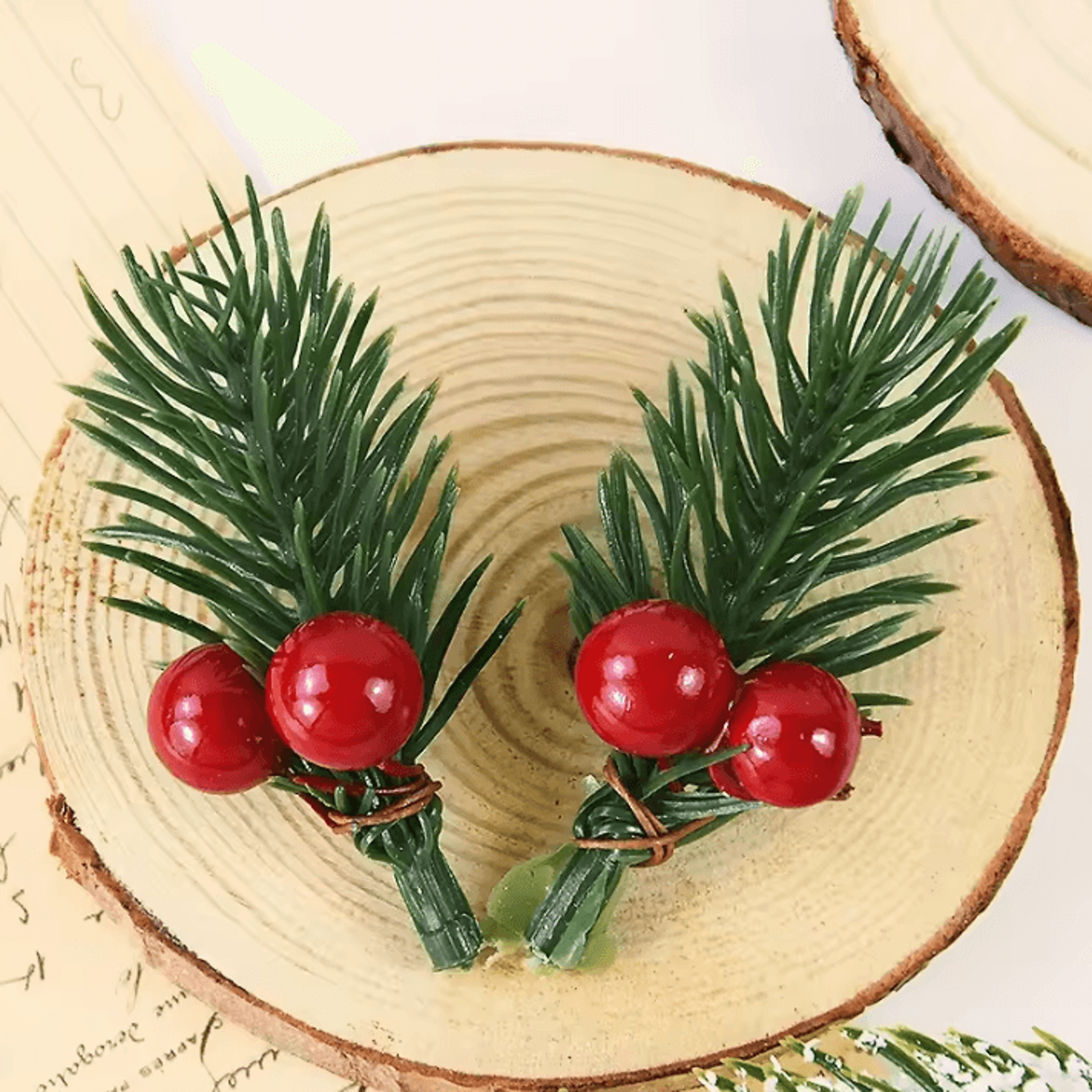 Mini Artificial Red Berries Bouquet Plastic Pine Needle Berry Home And Party Decoration For Christm 2