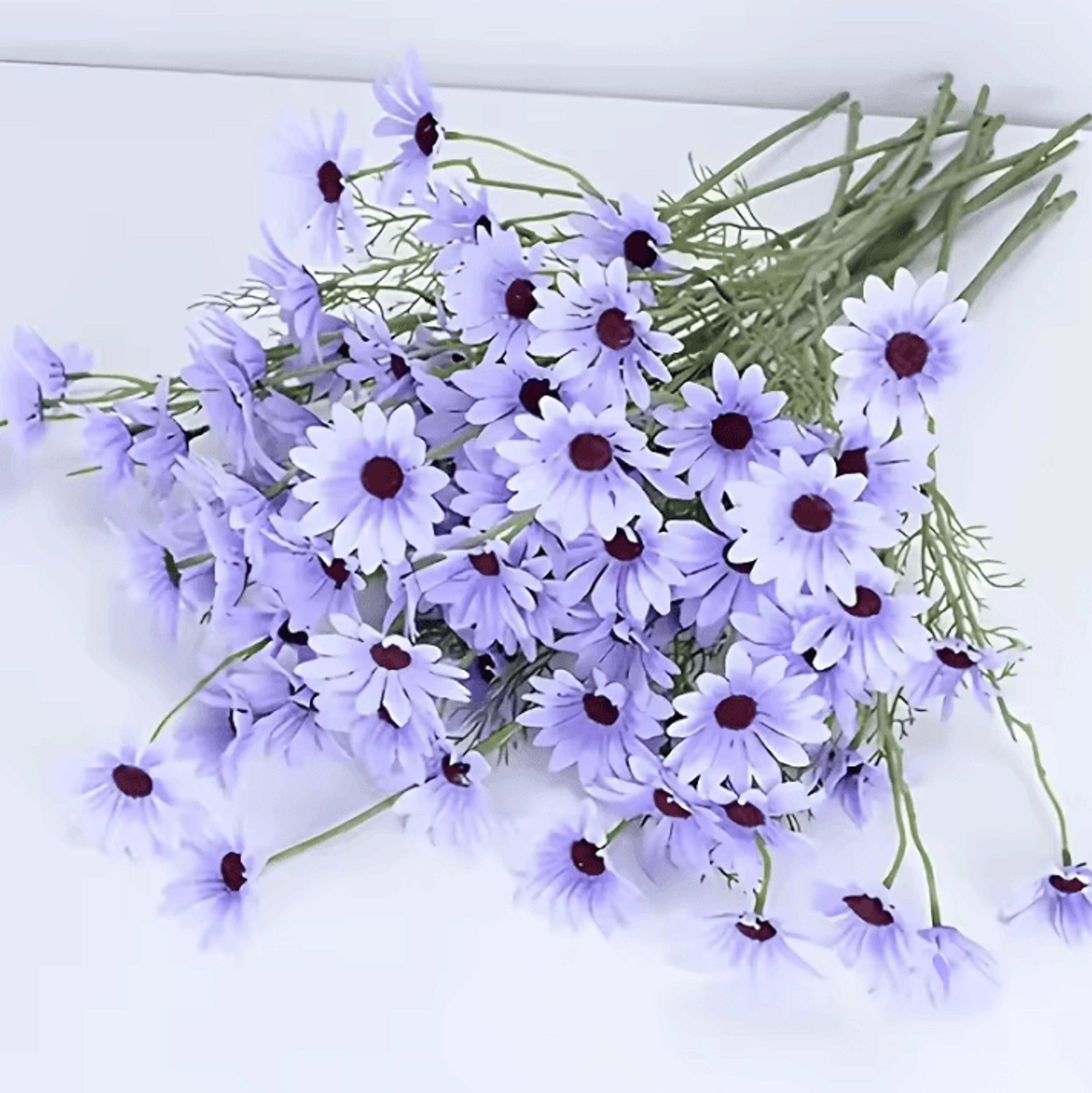 5pcs artificial small daisies lifelike faux mini daisy flowers for home vase decor, wedding party table centerpieces