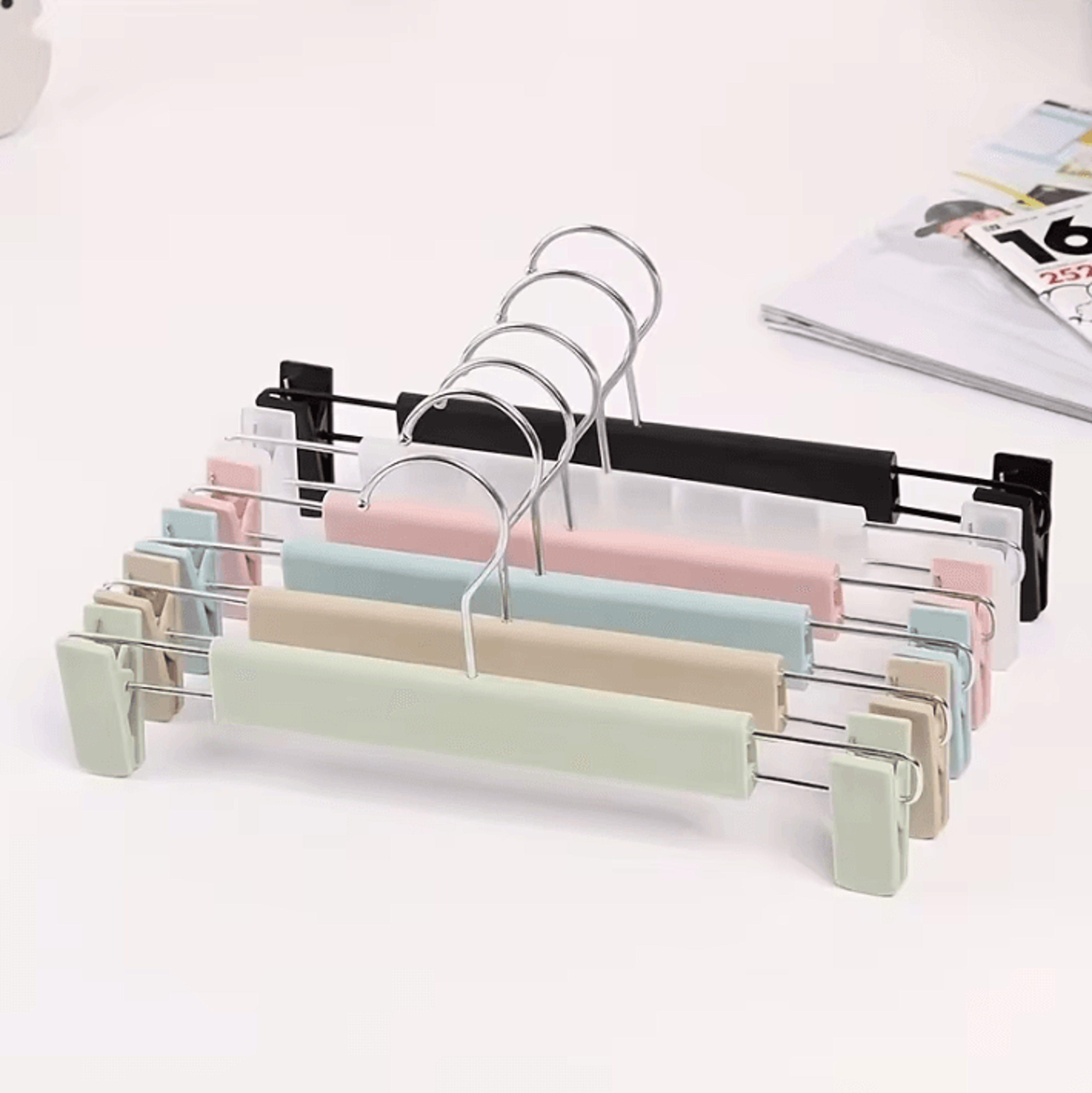 10pcs frosted plastic trouser rack with strong seamless clip hangers for drying clothes