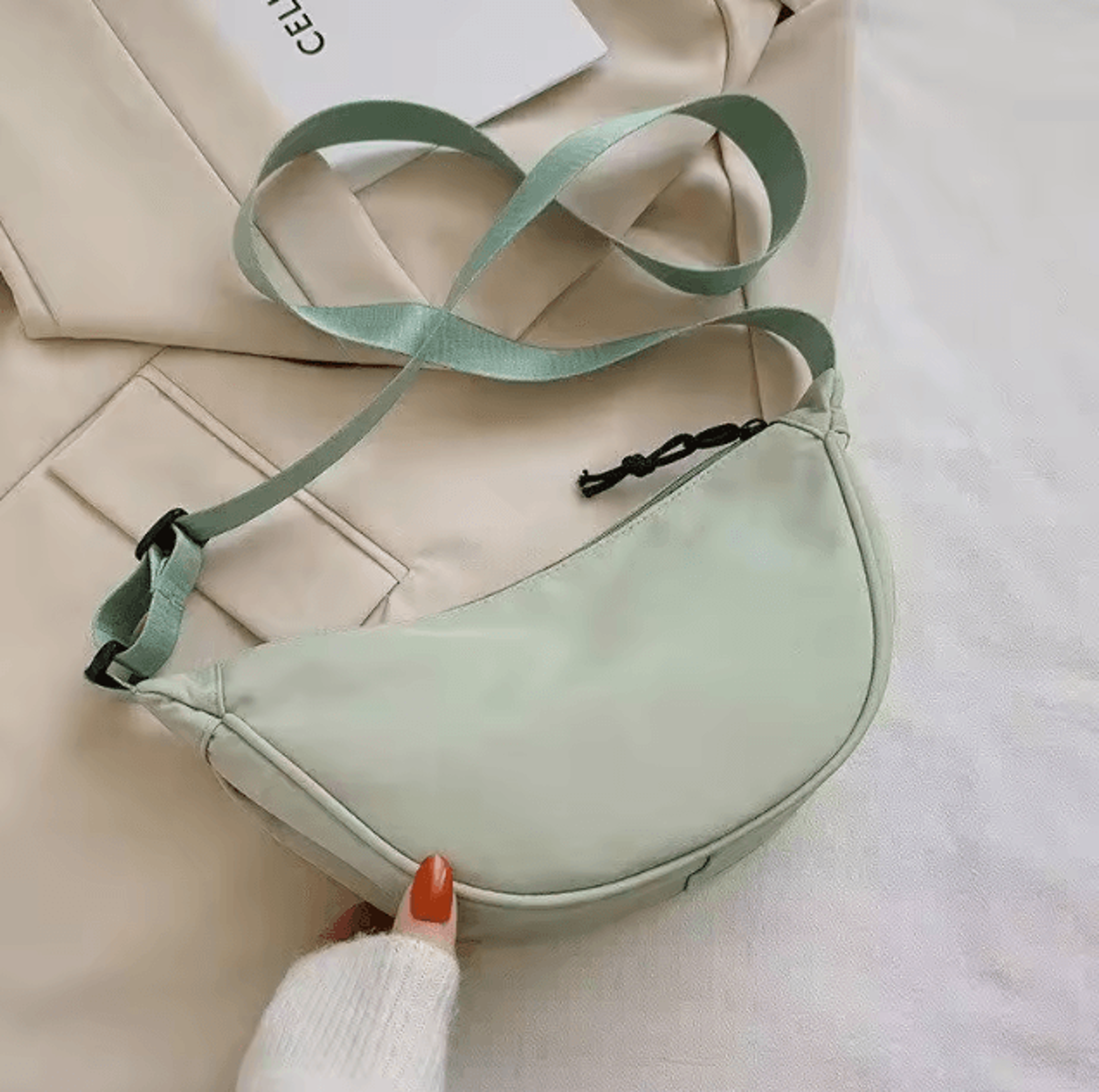 Casual Solid Color Nylon Large Capacity Womens Shoulder And Crossbody Bag 7