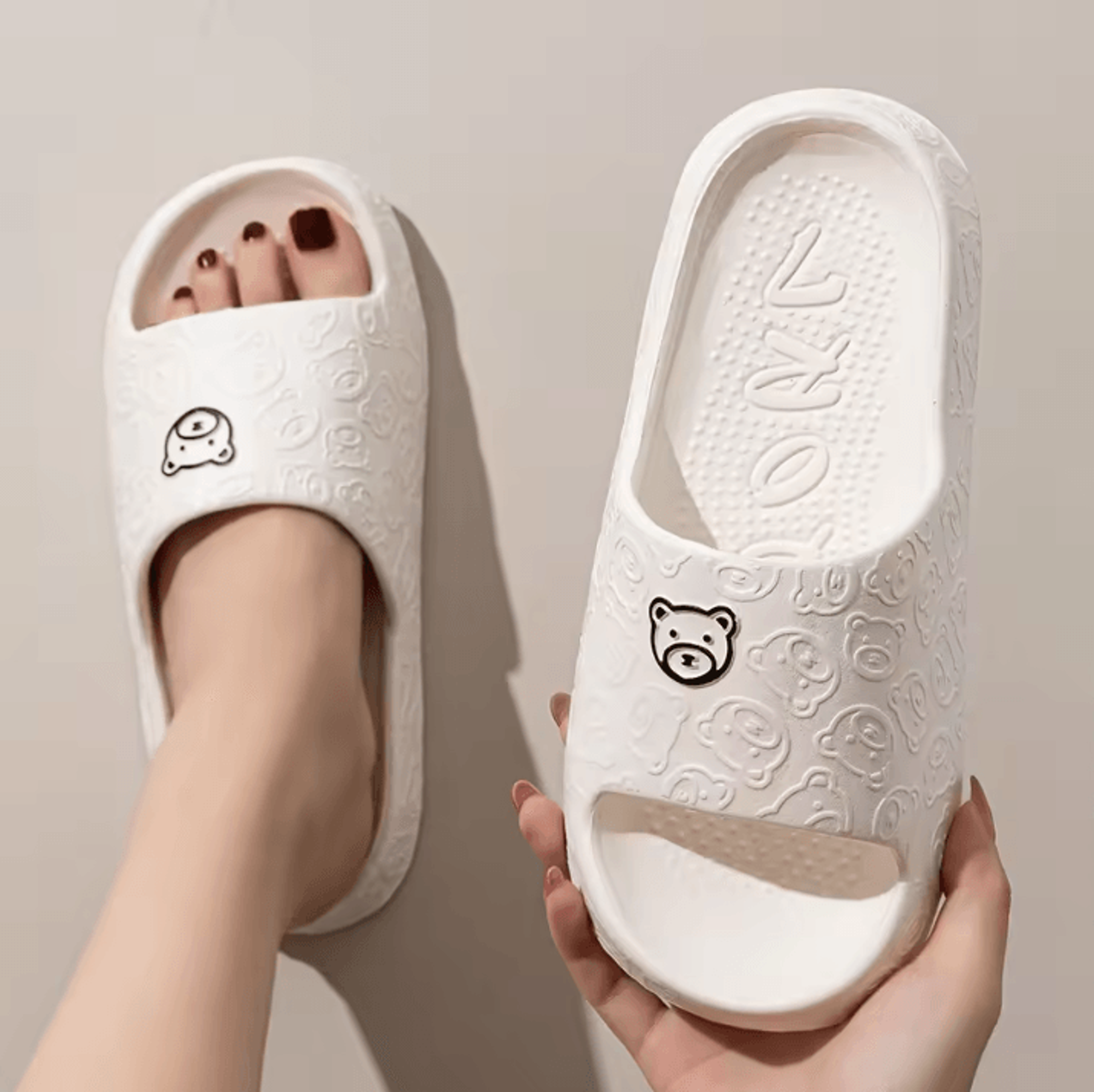 cute bear cartoon summer slippers – soft non-slip indoor & outdoor slides