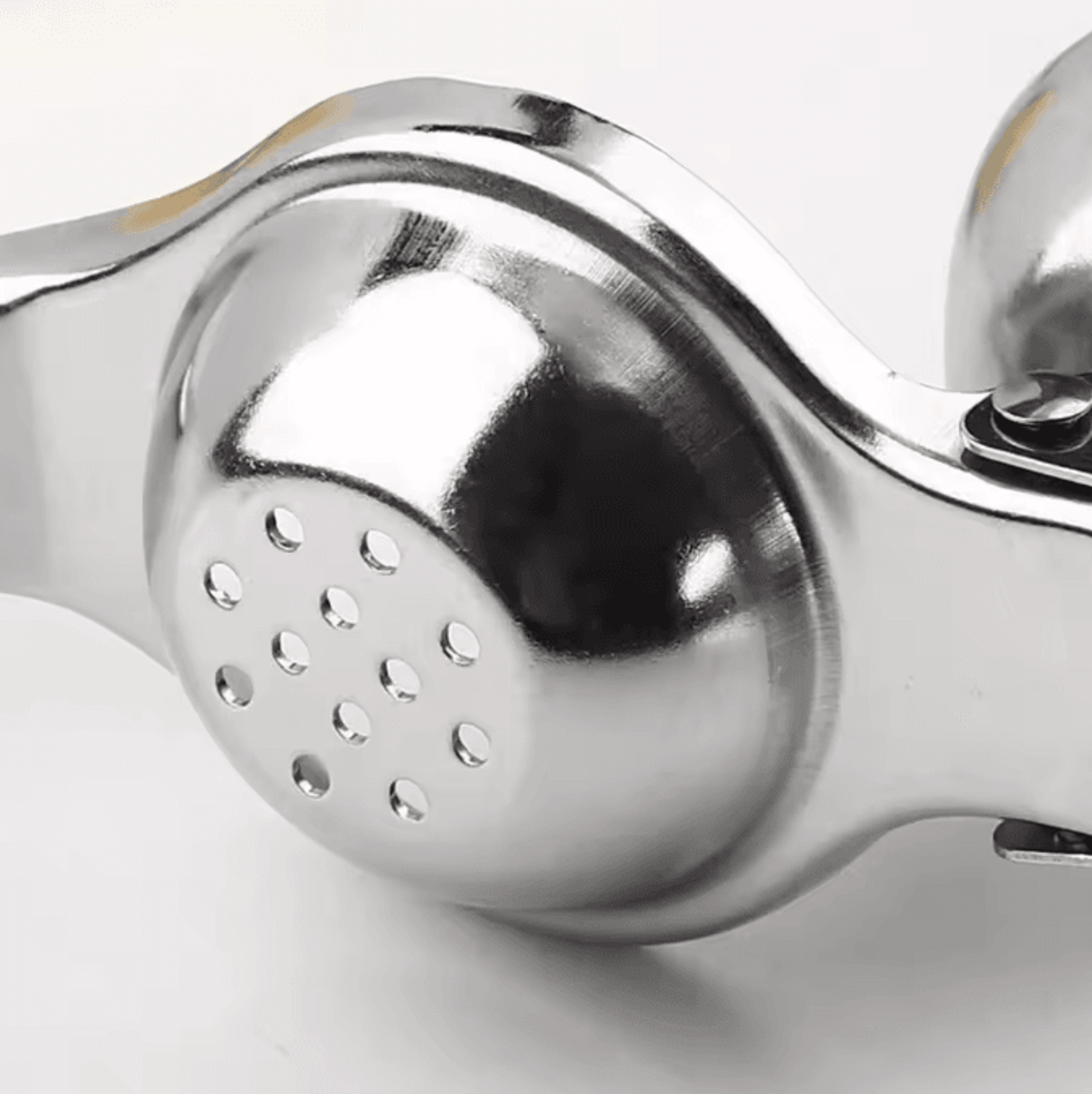FreshPress Stainless Steel Lemon Squeezer  Manual Citrus Juicer Press For Lemon  Lime 3