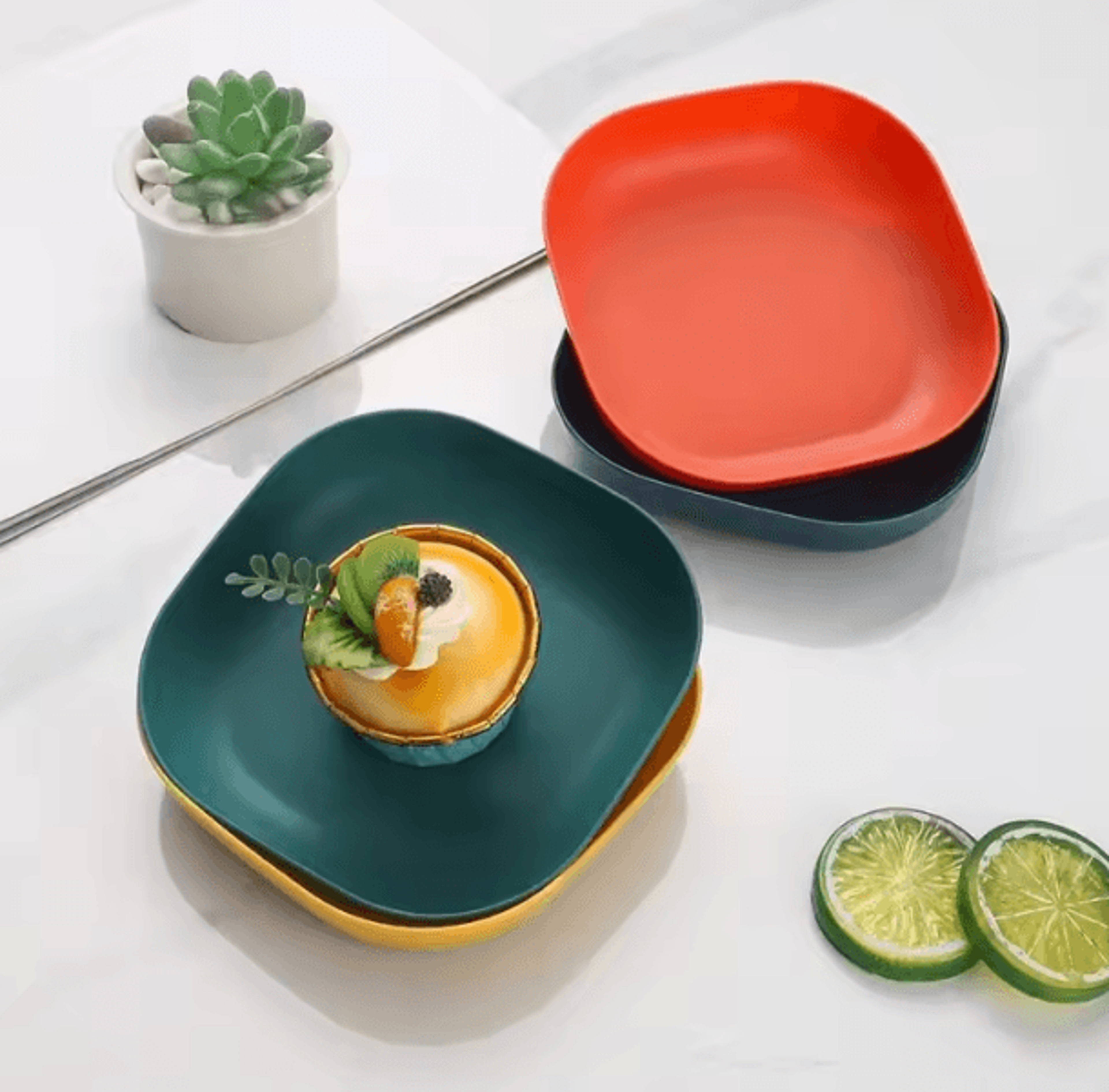 4Piece Reusable Plastic Dessert Plates  Durable Square Picnic Plates Microwave  Dishwasher Safe 2