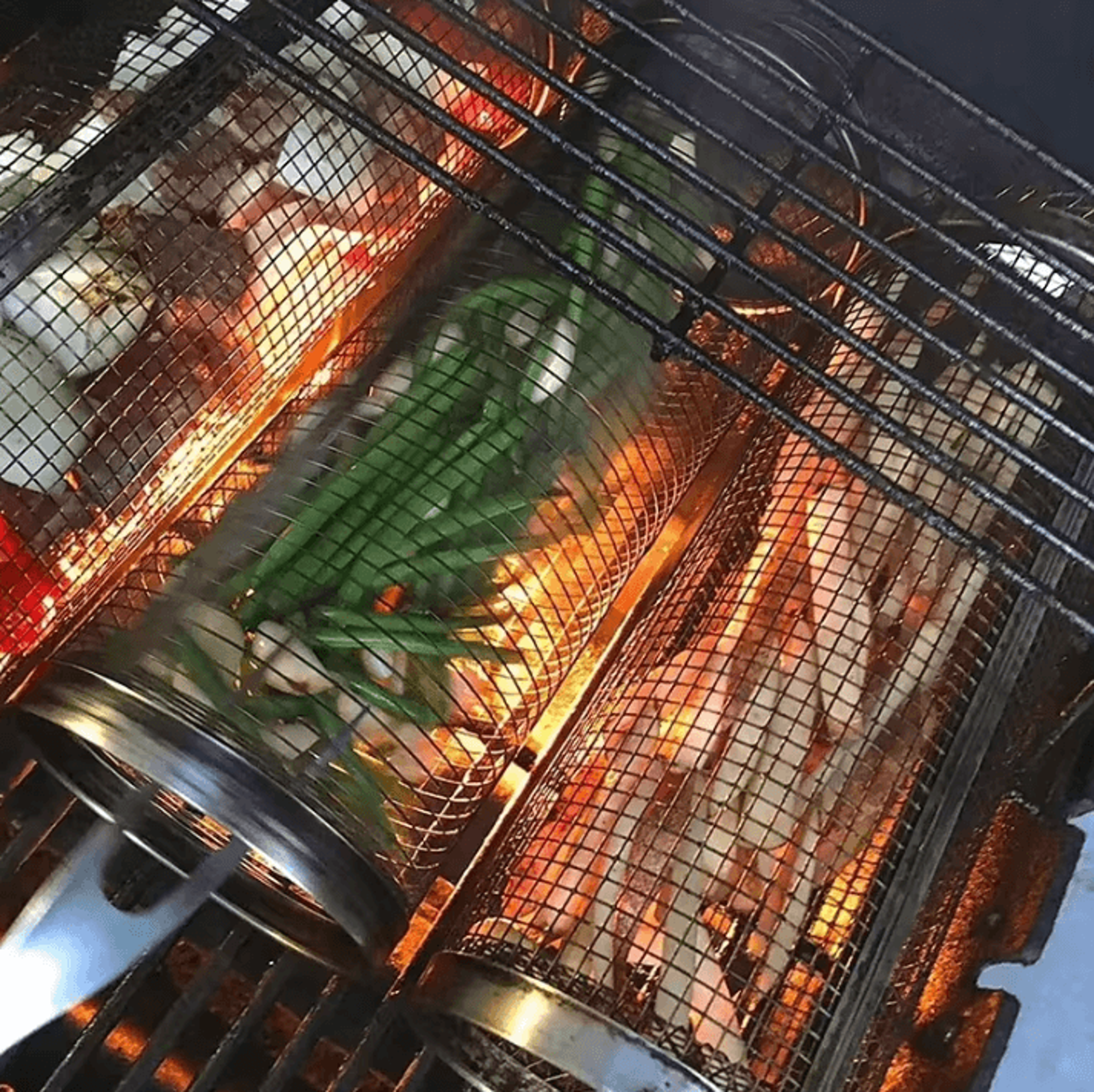 Circular Stainless Steel BBQ Rolling Basket  Portable Wire Mesh Grill Basket For Camping  Outdoor B 3