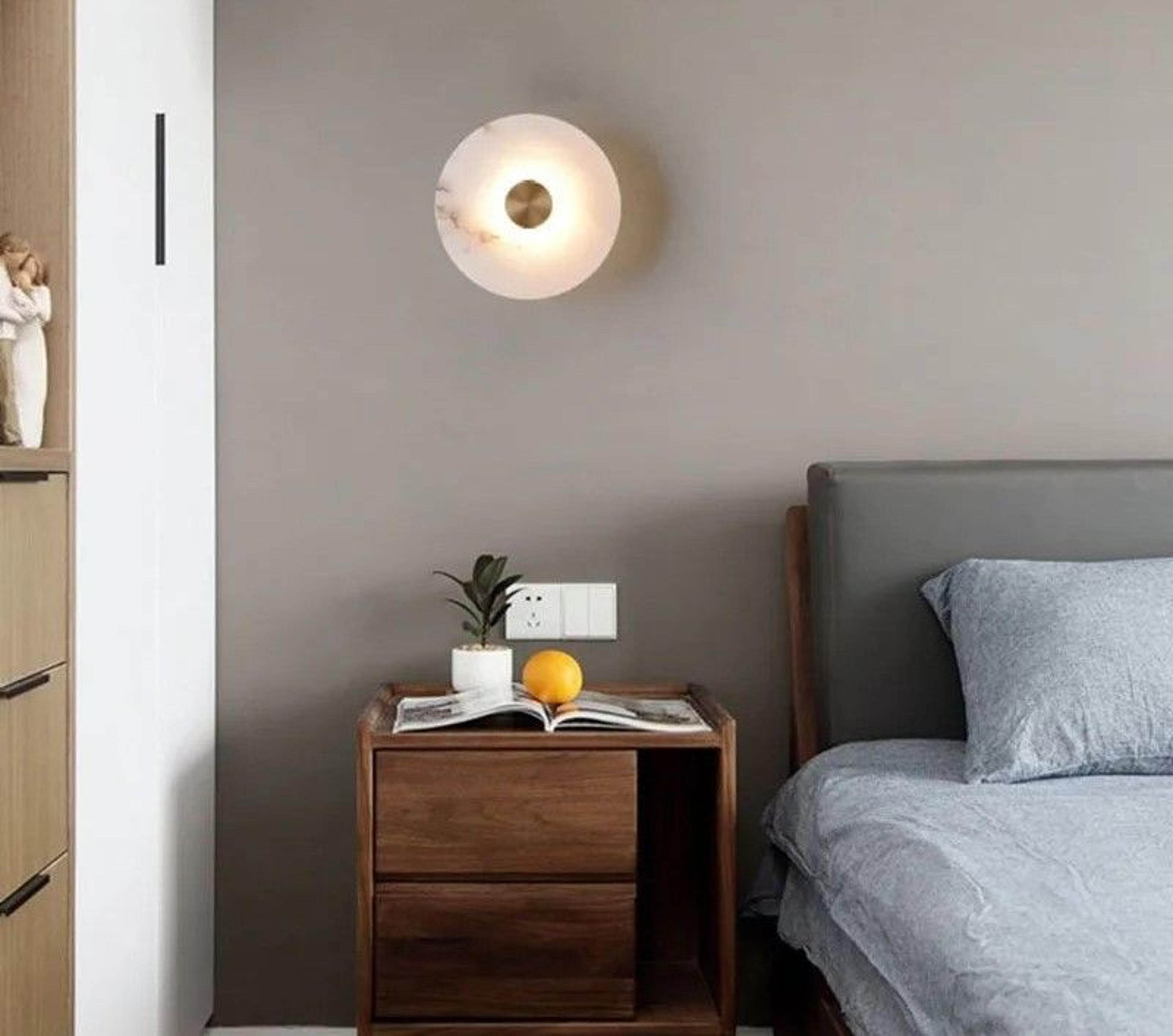 Natural Alabaster Stone Round LED Wall Lamp Sconce With Copper Base For Foyer Bedside And Staircase 3