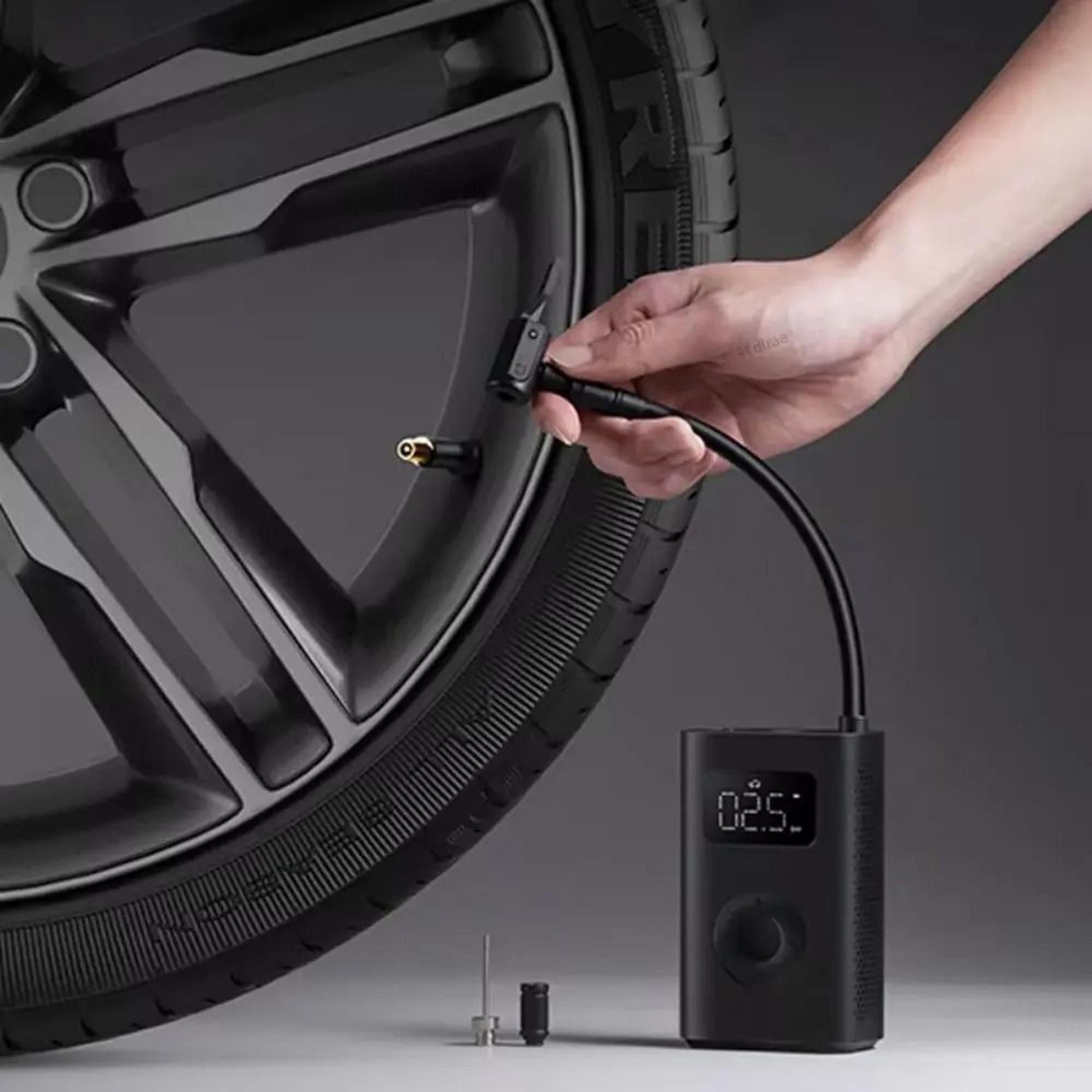 portable electric mini air compressor 150psi rechargeable smart tire inflator with led light