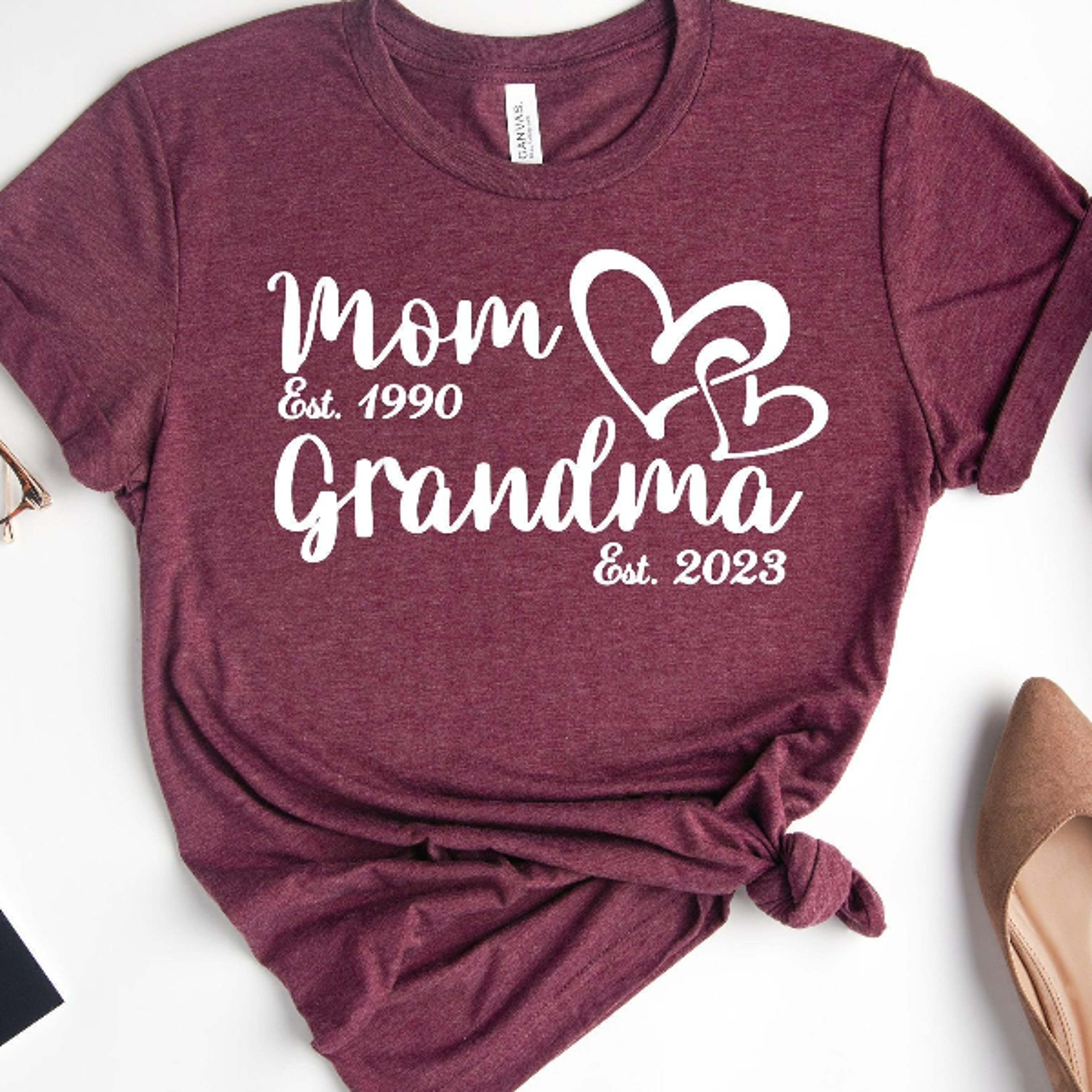mom est grandma est custom shirt, grandma shirt, mom grandma shirt, pregnancy announcement shirt, new grandma shirt