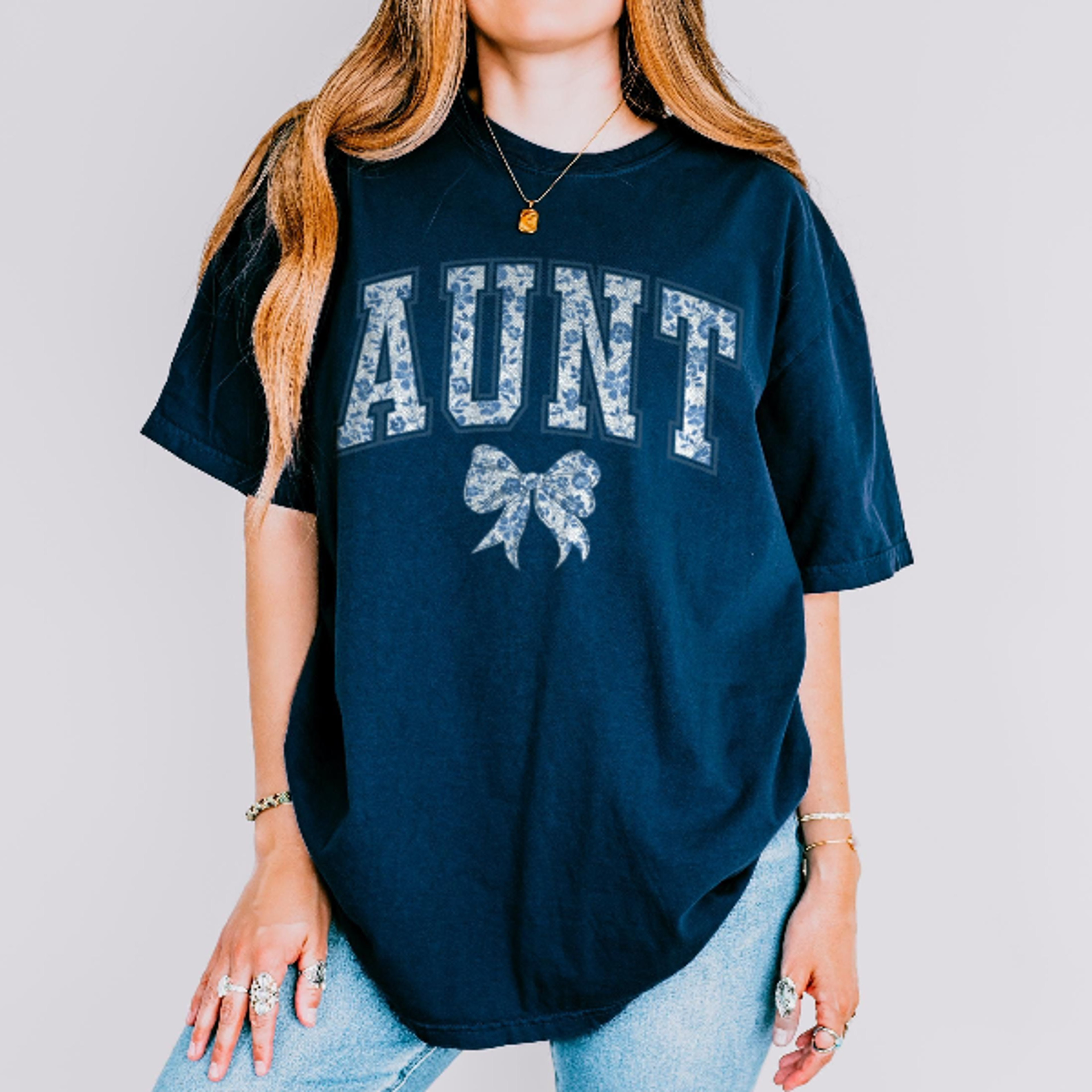 aunt shirt or sweatshirt cute coquette bow chinoiserie floral aesthetic auntie gift tee pullover