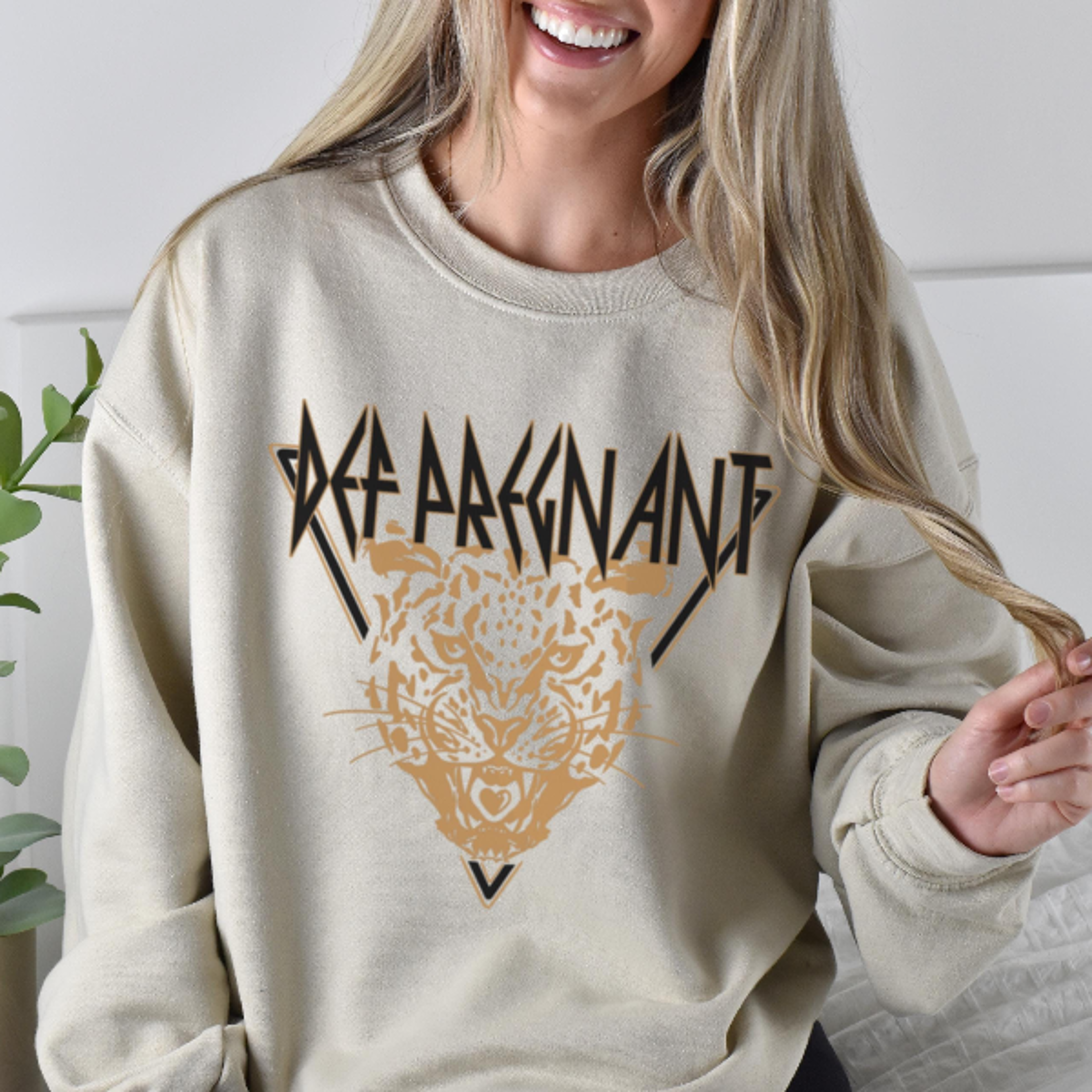 cute & funny pregnancy sweatshirt trendy pregnancy reveal crewneck mom to be gift def pregnant