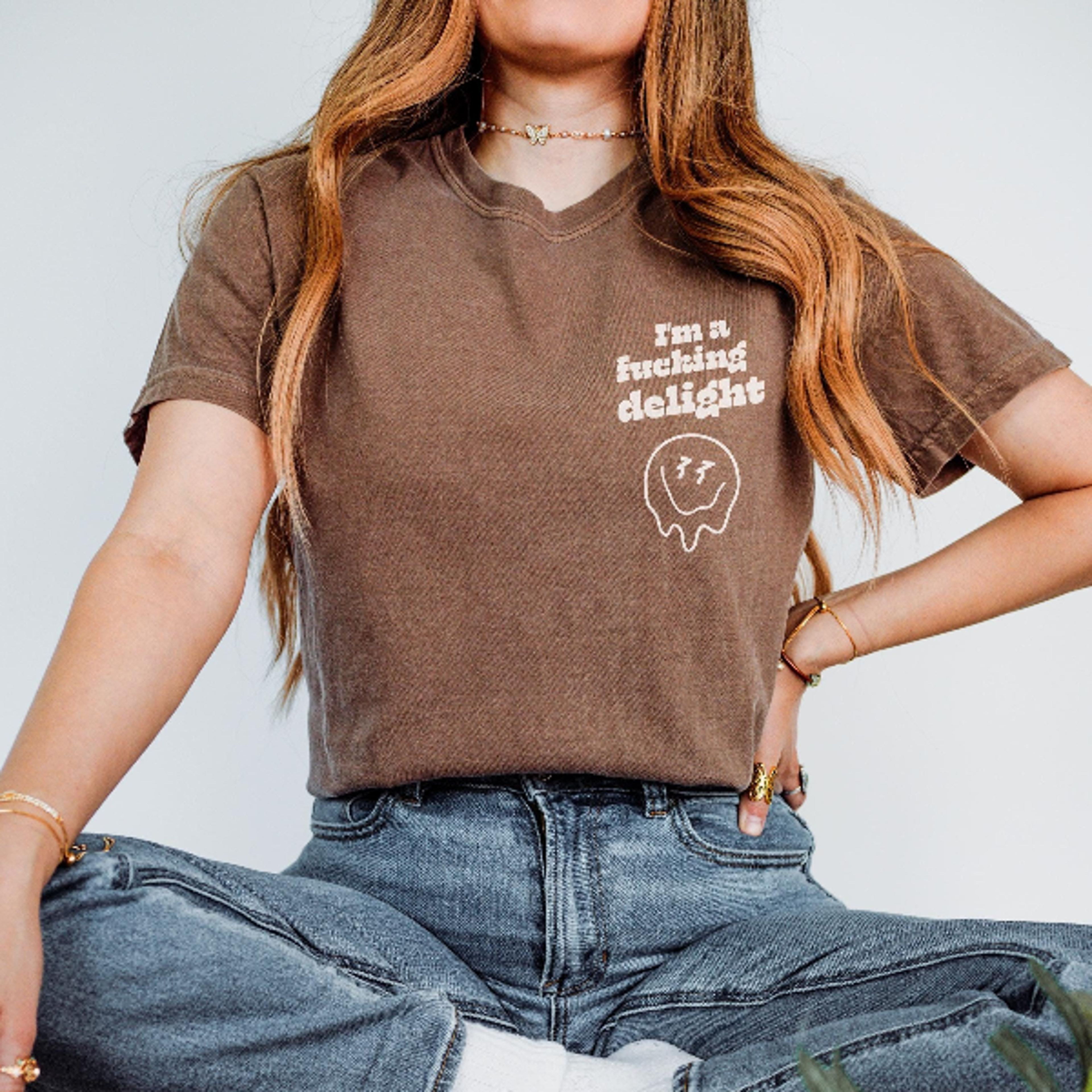 i'm a delight shirt funny retro vintage vibe comfort colors graphic tee