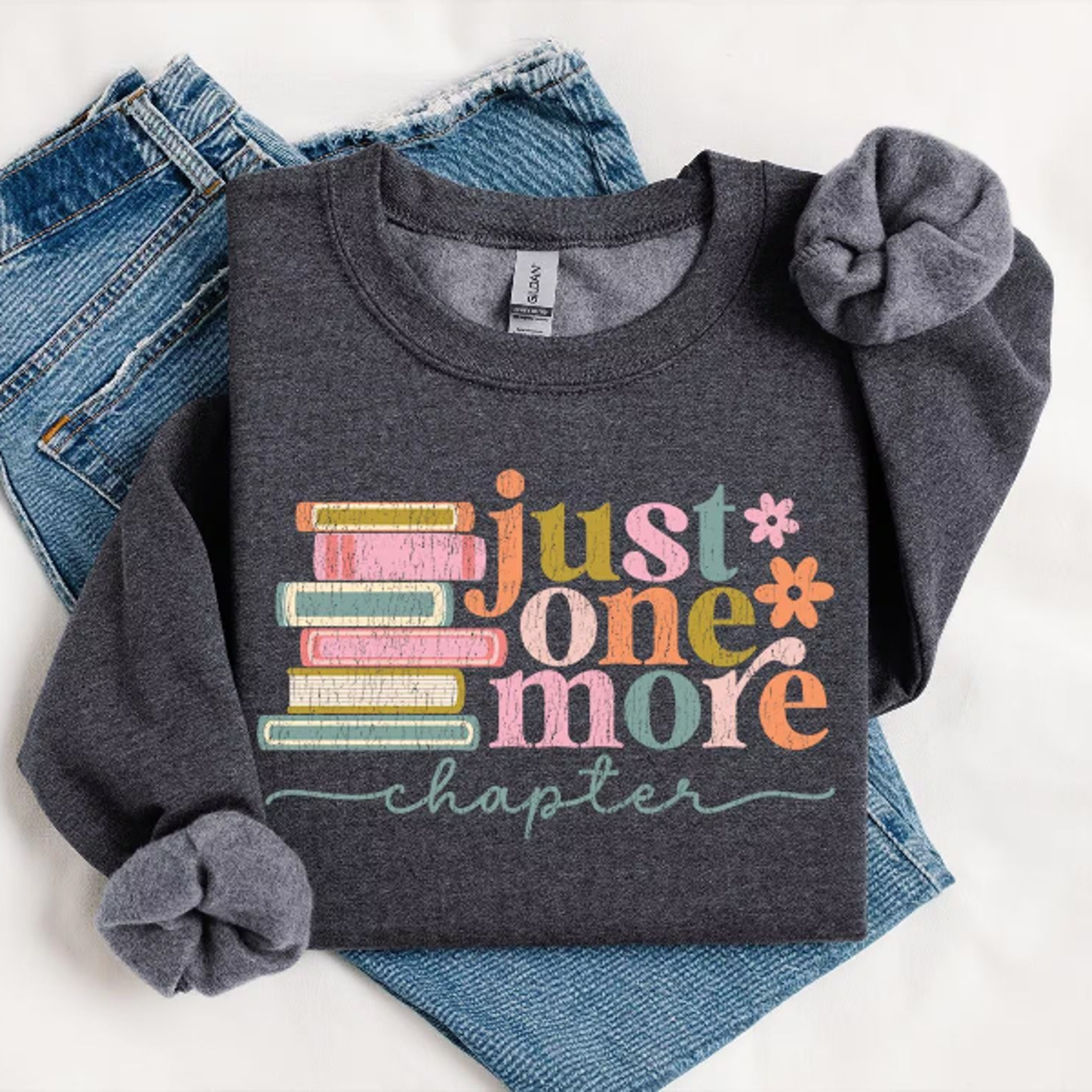 just one more chapter shirt book lover gift reading t-shirt bookish graphic tee librarian reader shirt