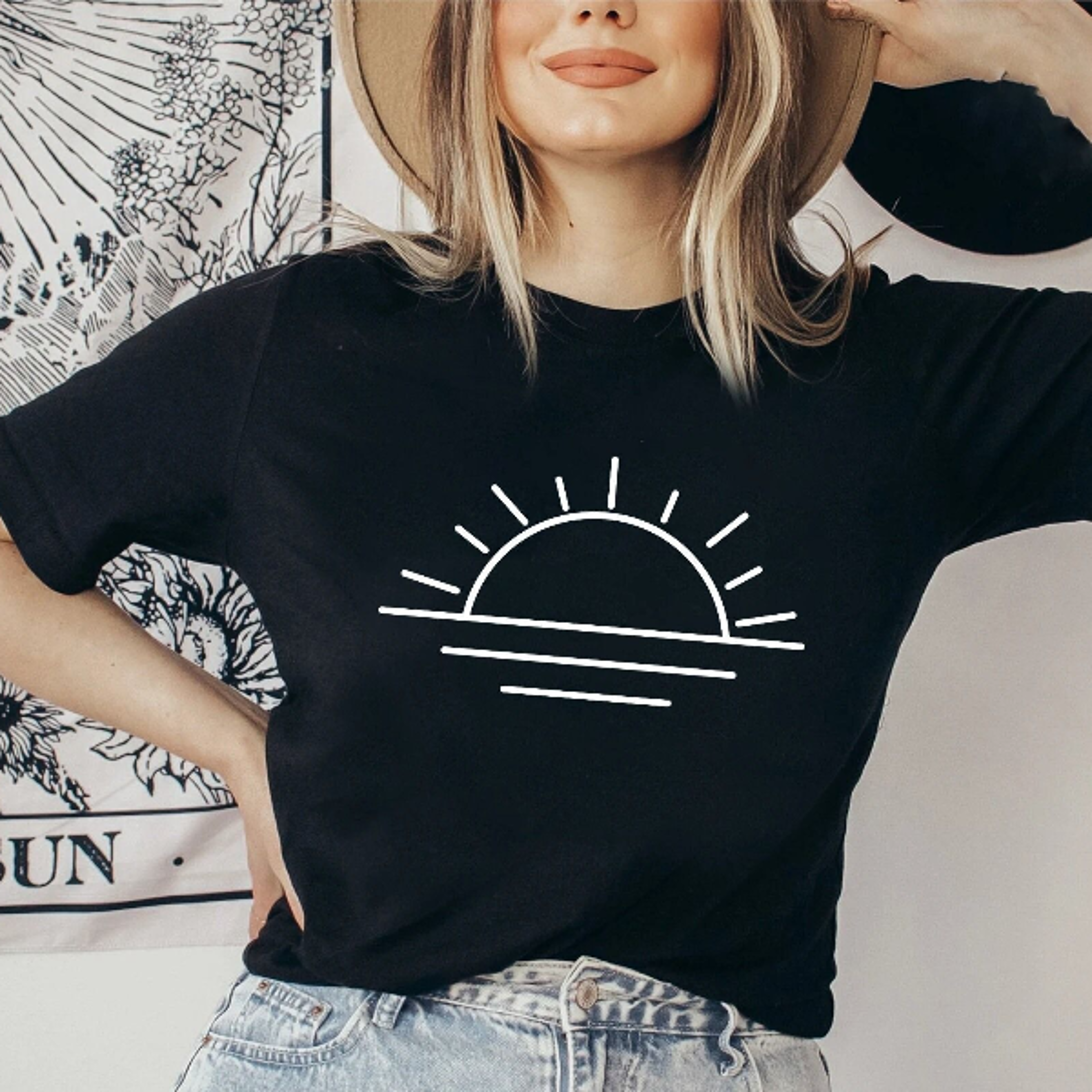 retro sunset rays wavy shirt vintage sunshine graphic tee beachy summer t-shirt coastal vacation sun rays shirt