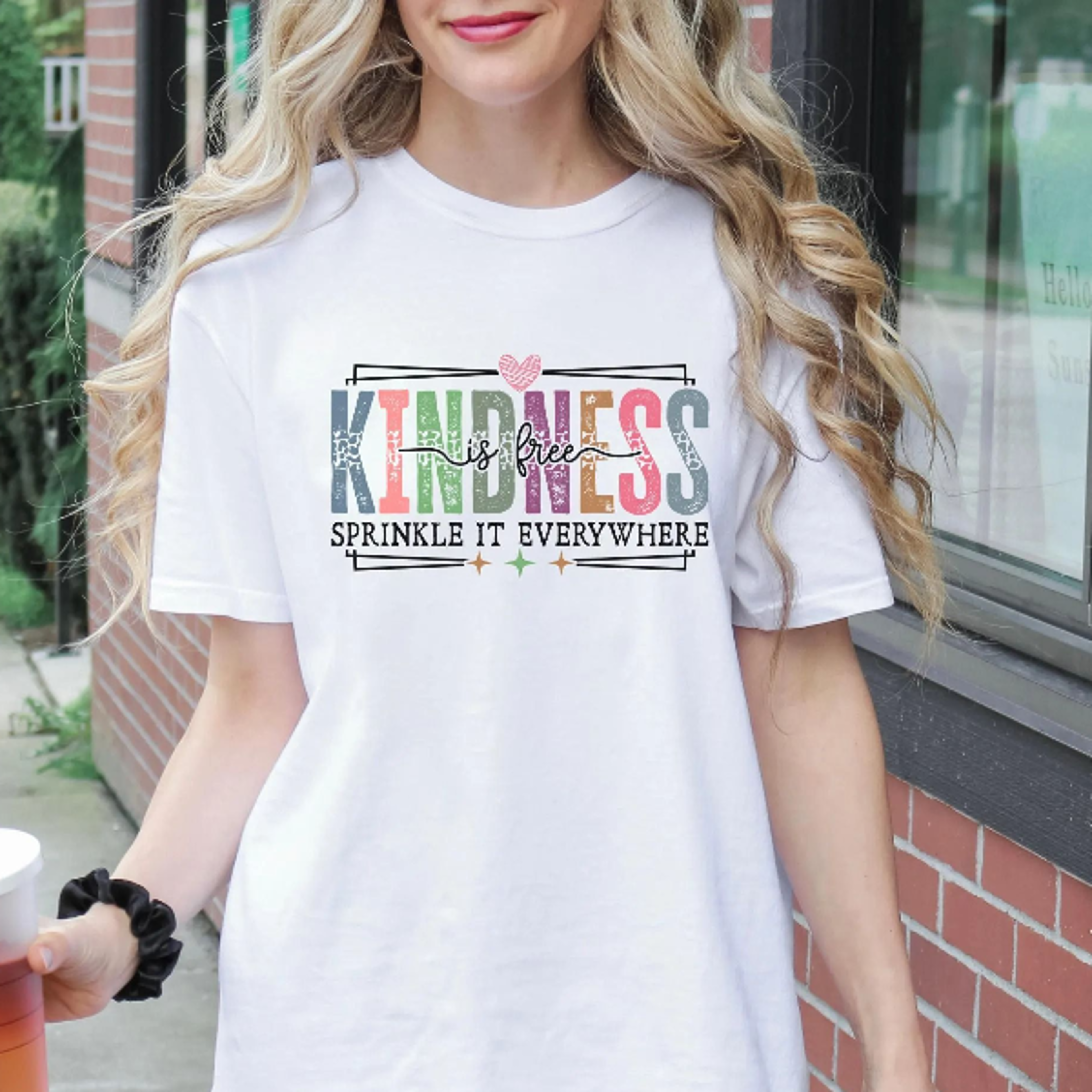kindness is free sprinkle it everywhere t-shirt