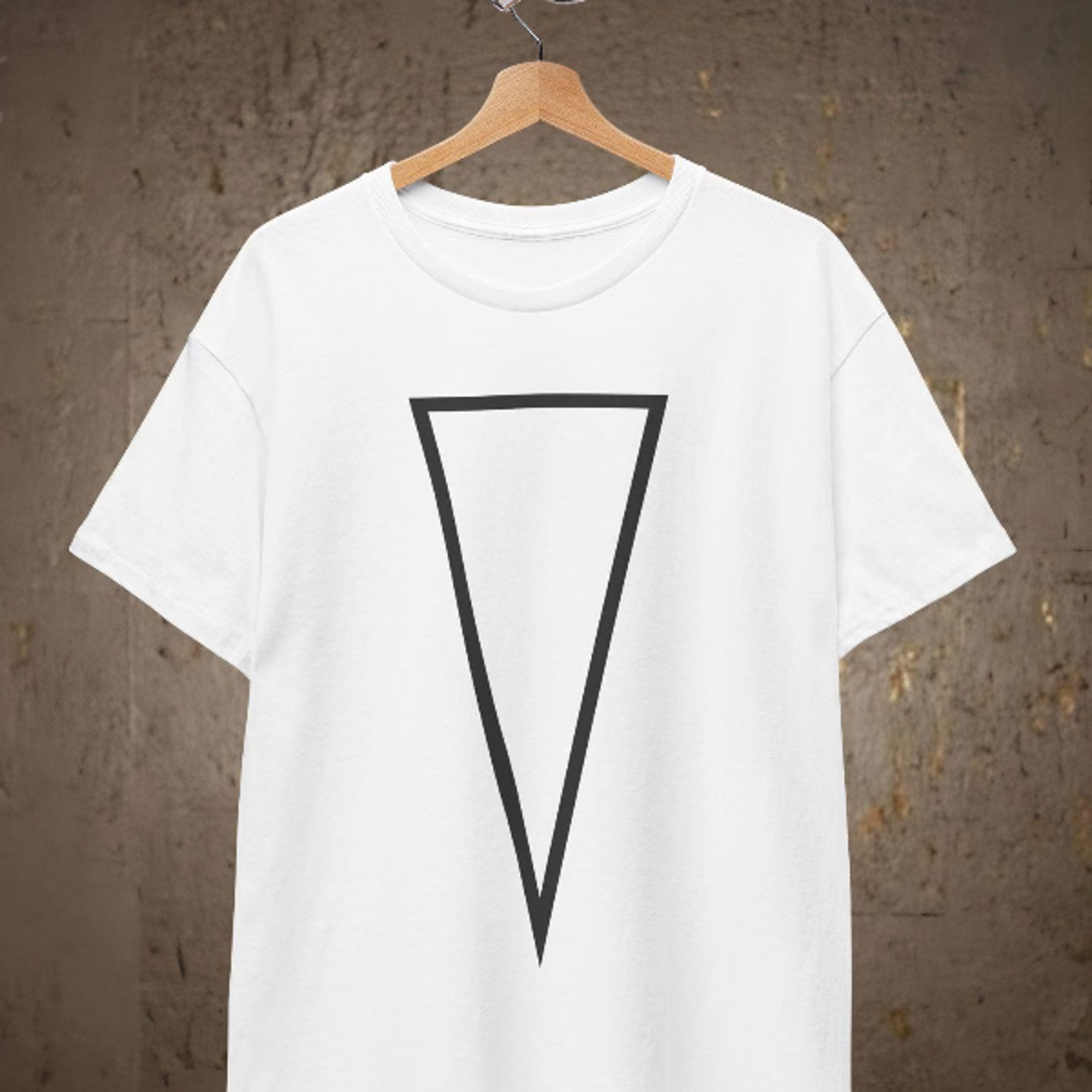 upside down triangle t-shirt | minimalist gemoetric