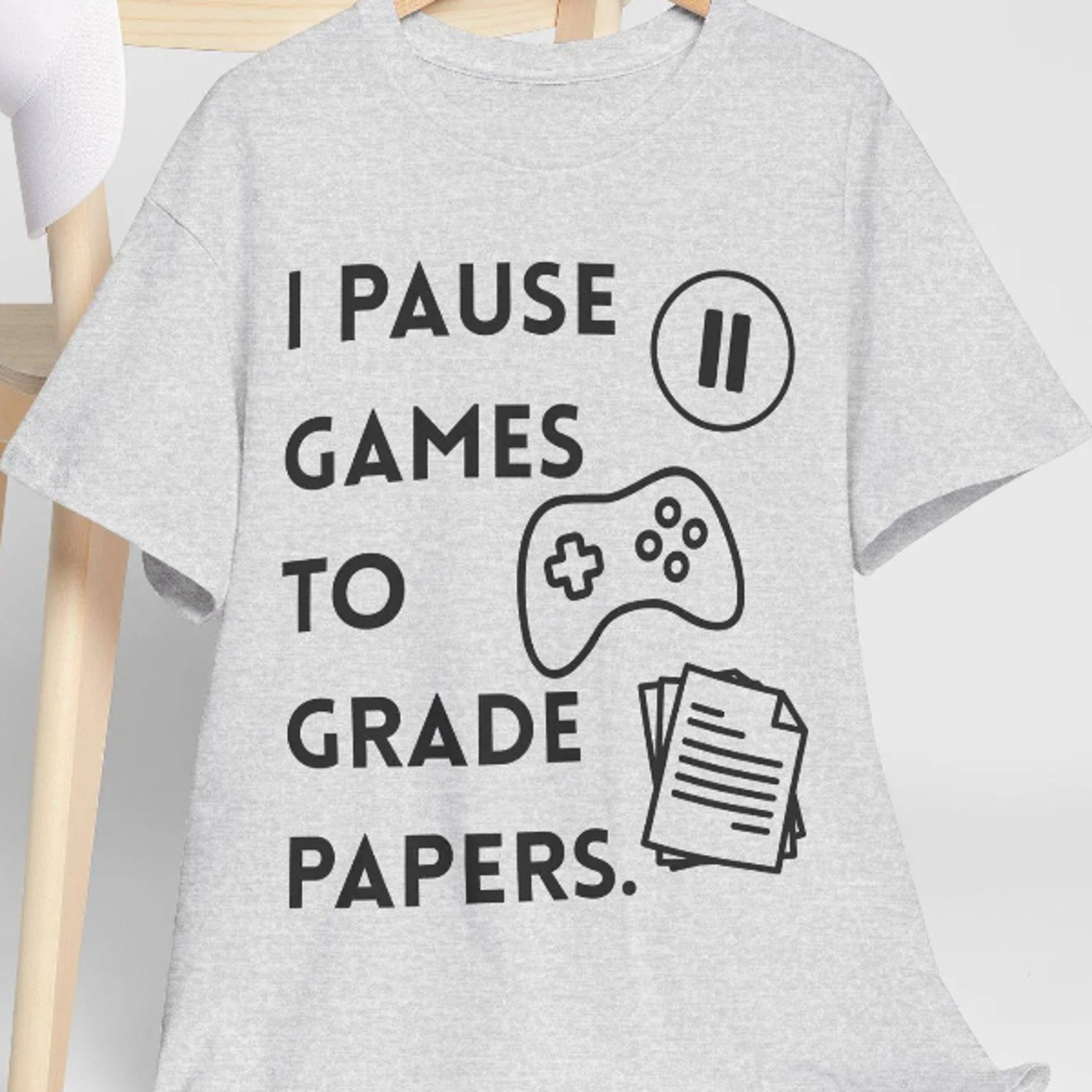 funny gamer teacher t-shirt, i pause games to grade