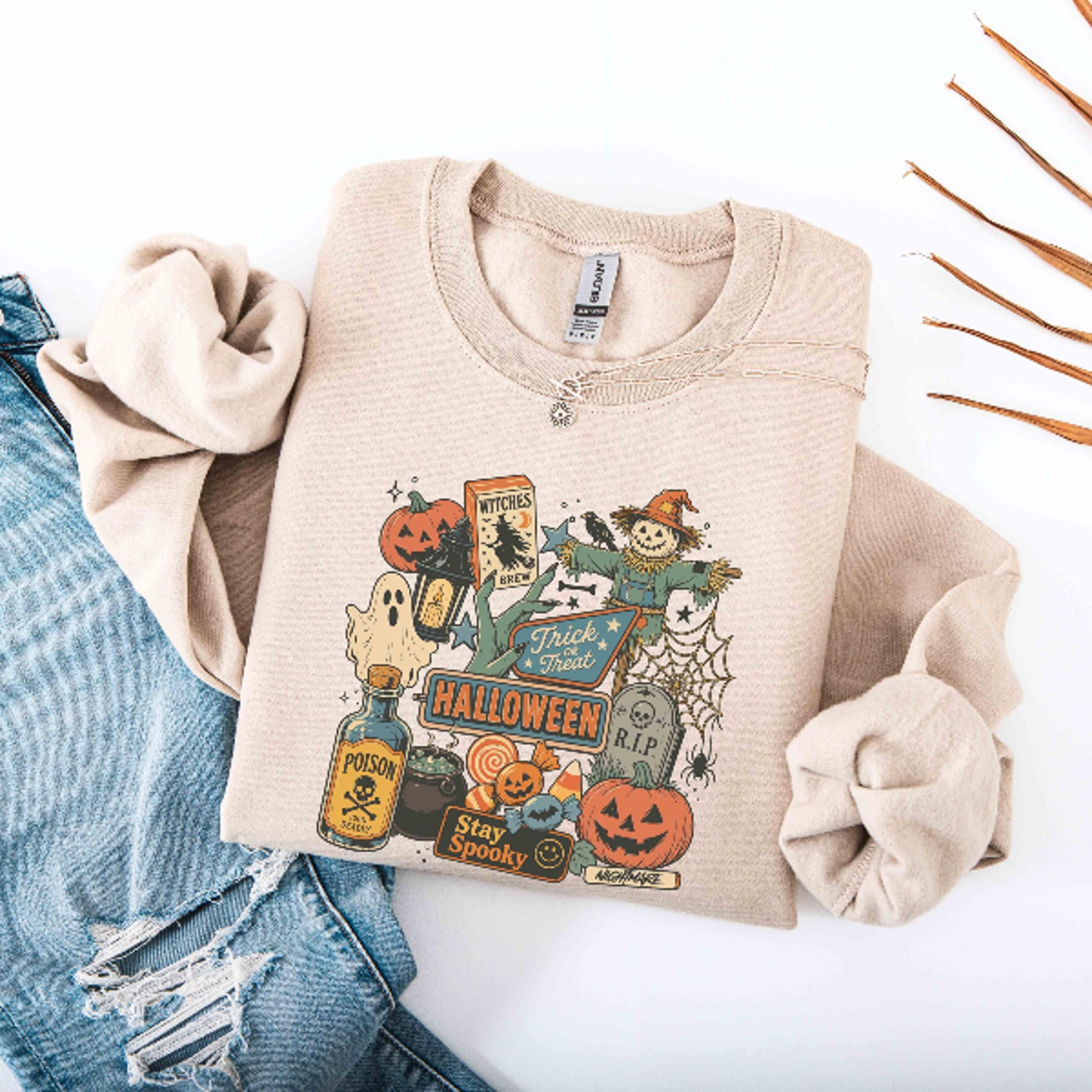 Vintage Halloween Sweatshirt Stay Spooky Pumpkin Ghost Crewneck 1