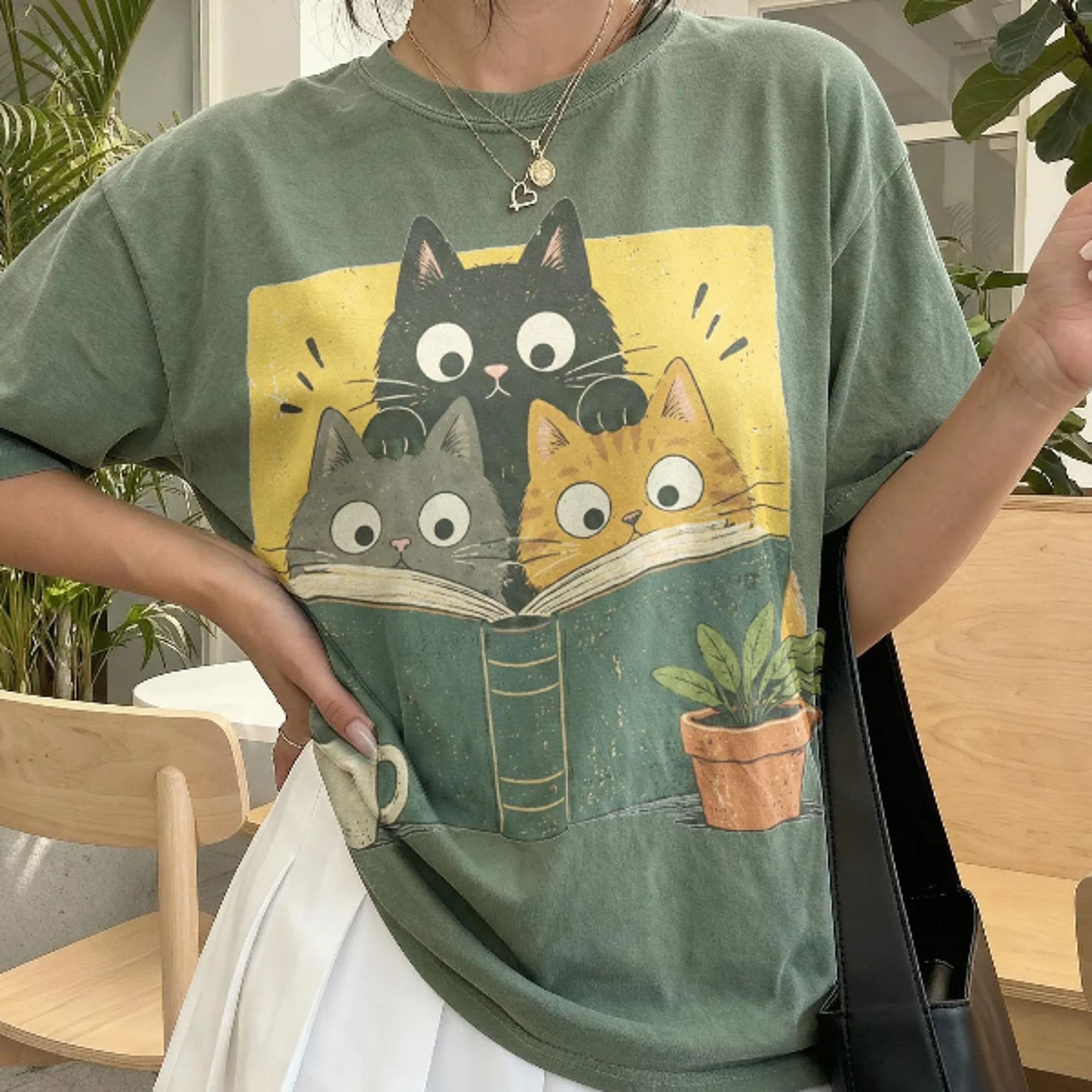Retro Curious Reading Cats Graphic Tee Book Lover Cat Shirt Cozy Cottagecore Vintage 1