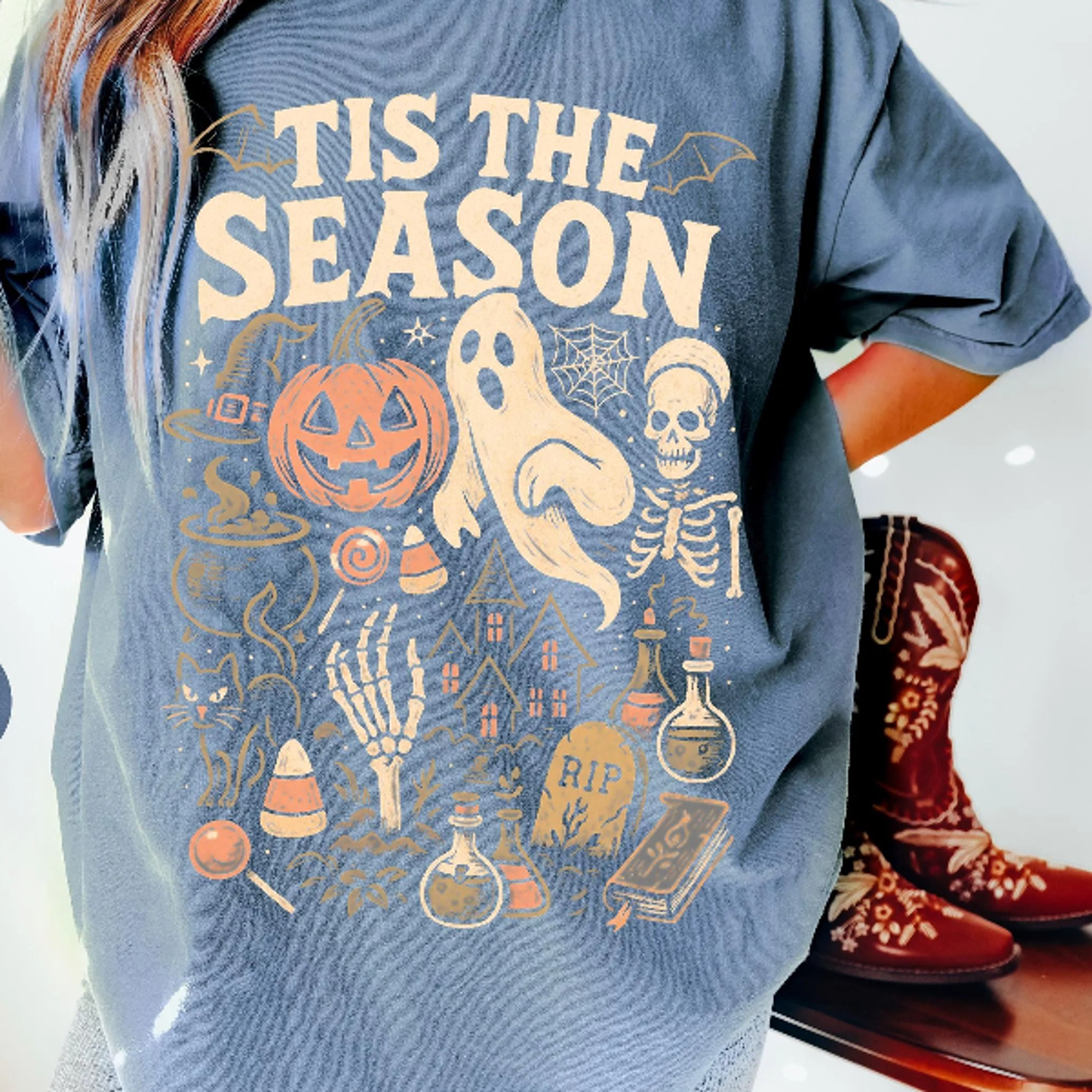 etro 'tis the season skeleton pumpkin ghost halloween tshirt | y2k halloween | women's shirt