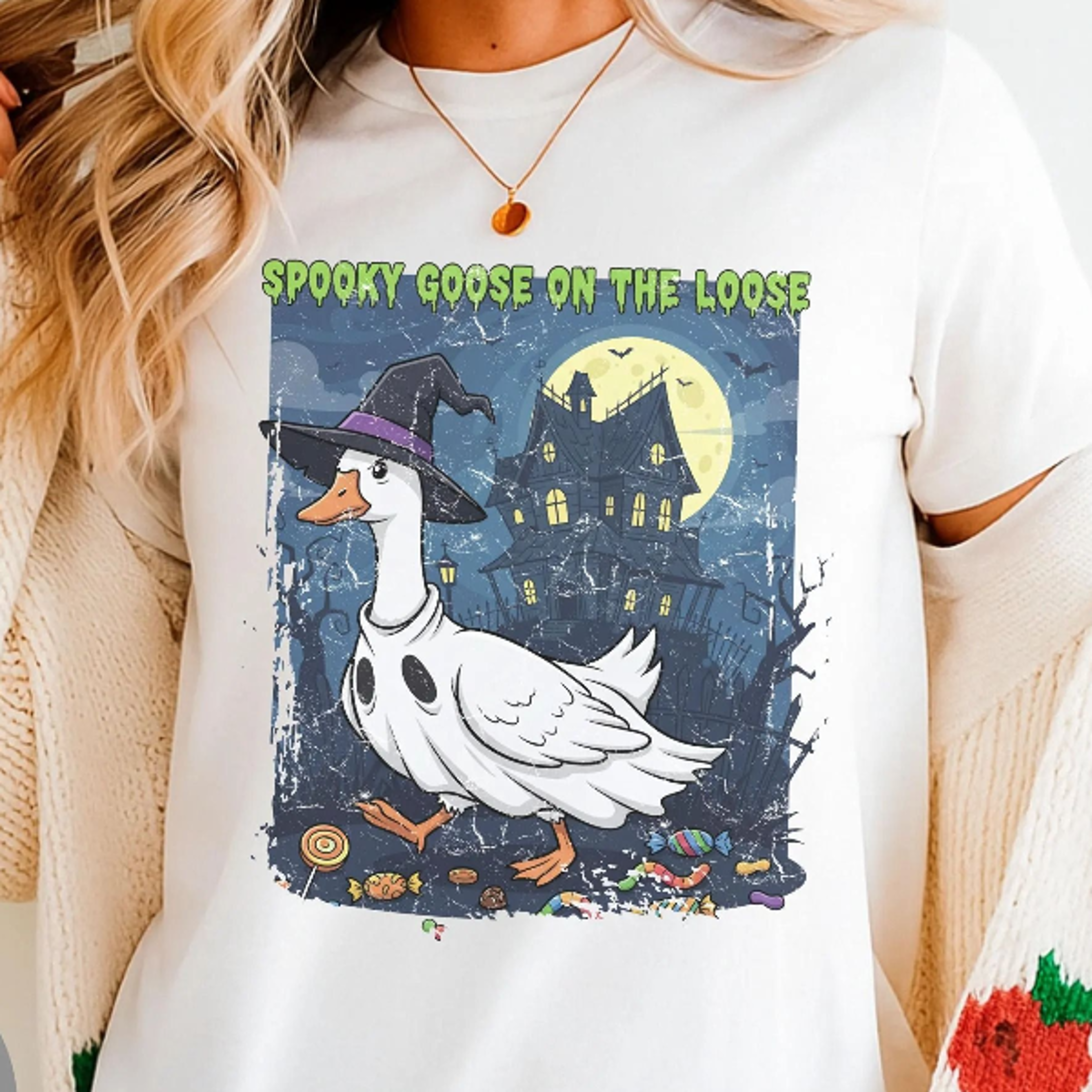 Pooky Goose On The Loose Halloween Shirt Funny Witch Hat Ghost Goose Tee Cute Haunted House Full Mo 