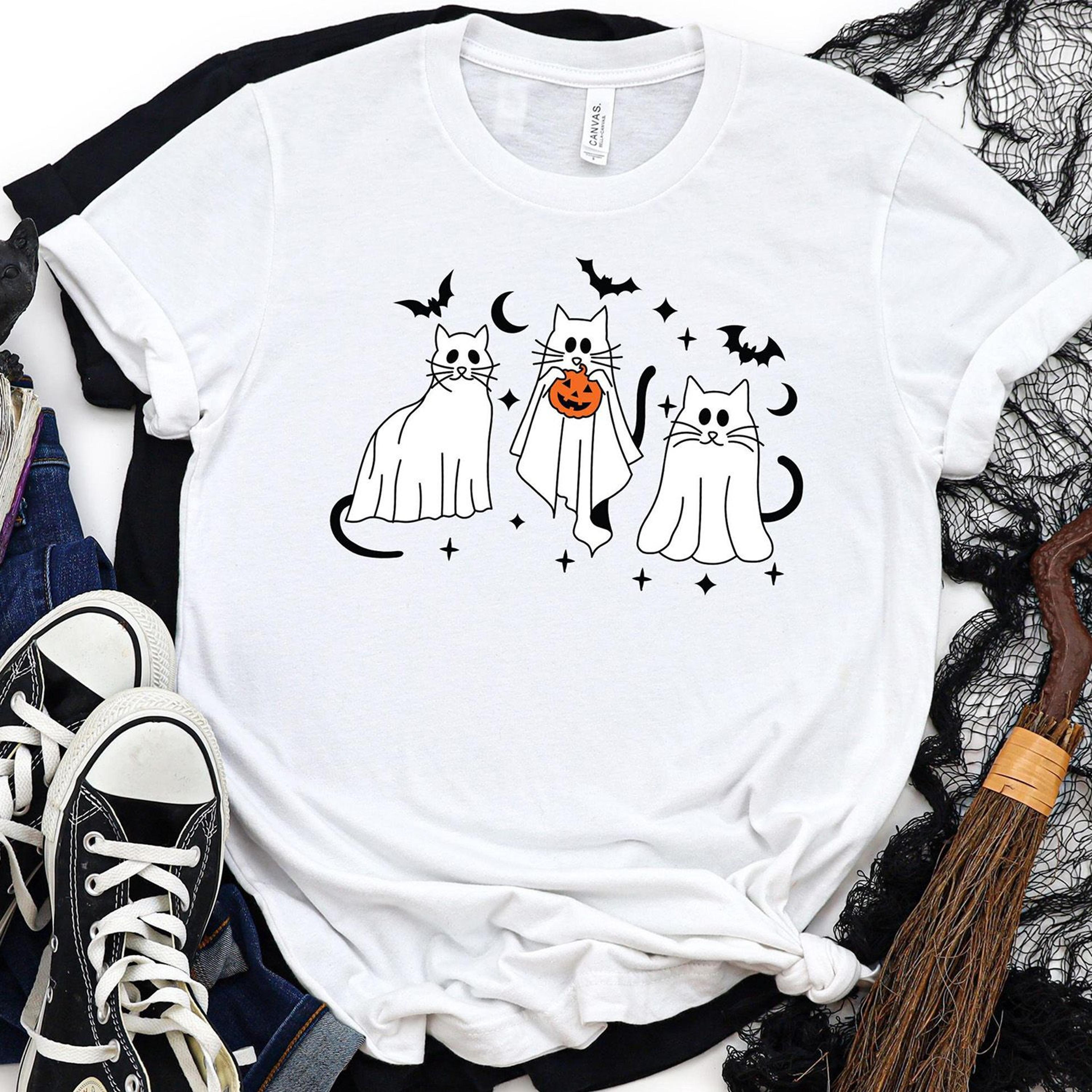 Cute Ghost Cat Shirt Retro Halloween Cat Spooky Season Tee 3