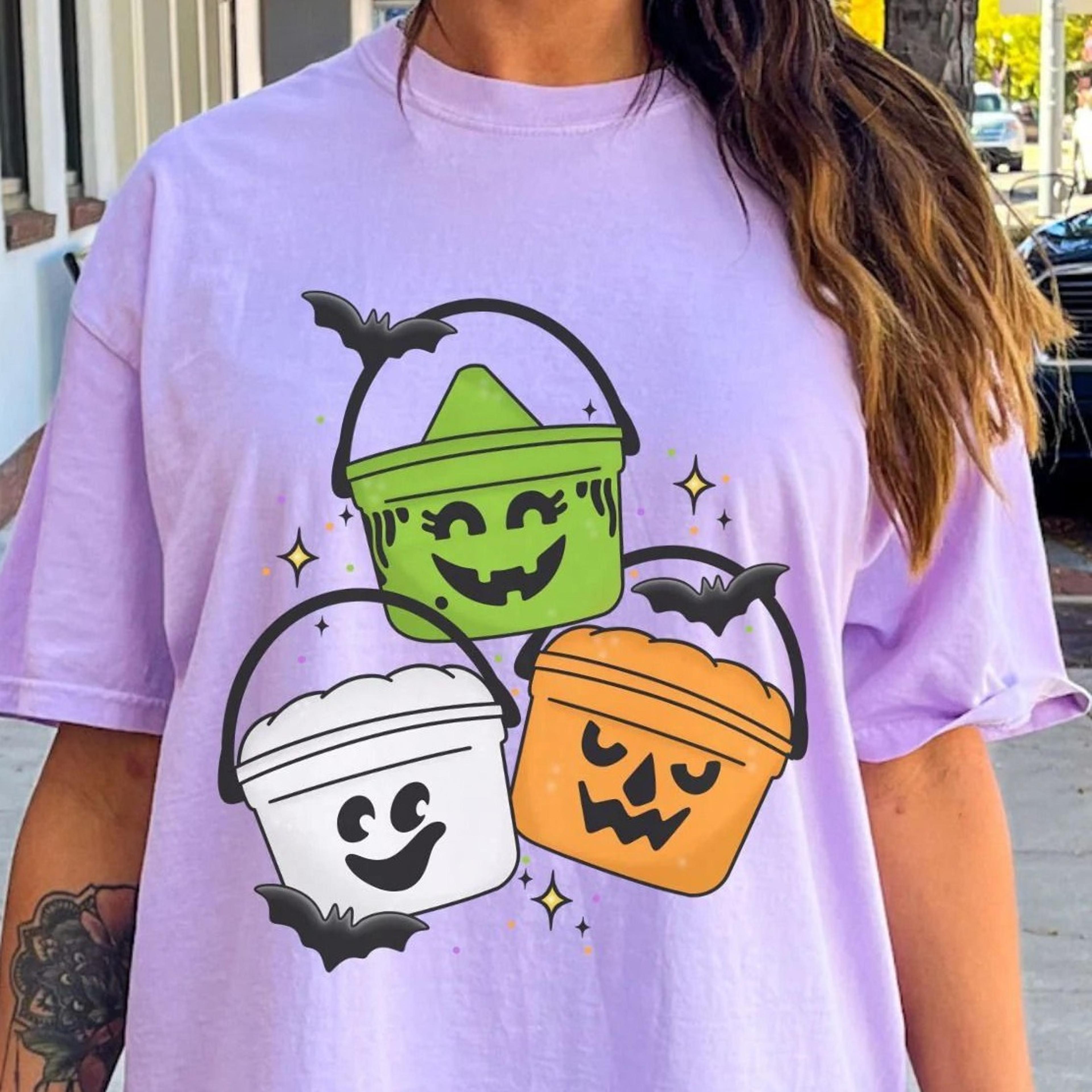 Vintage Halloween Bucket Shirt Cute 90s Nostalgia Retro Graphic Tee Trendy Halloween Boo Pails Tshi 
