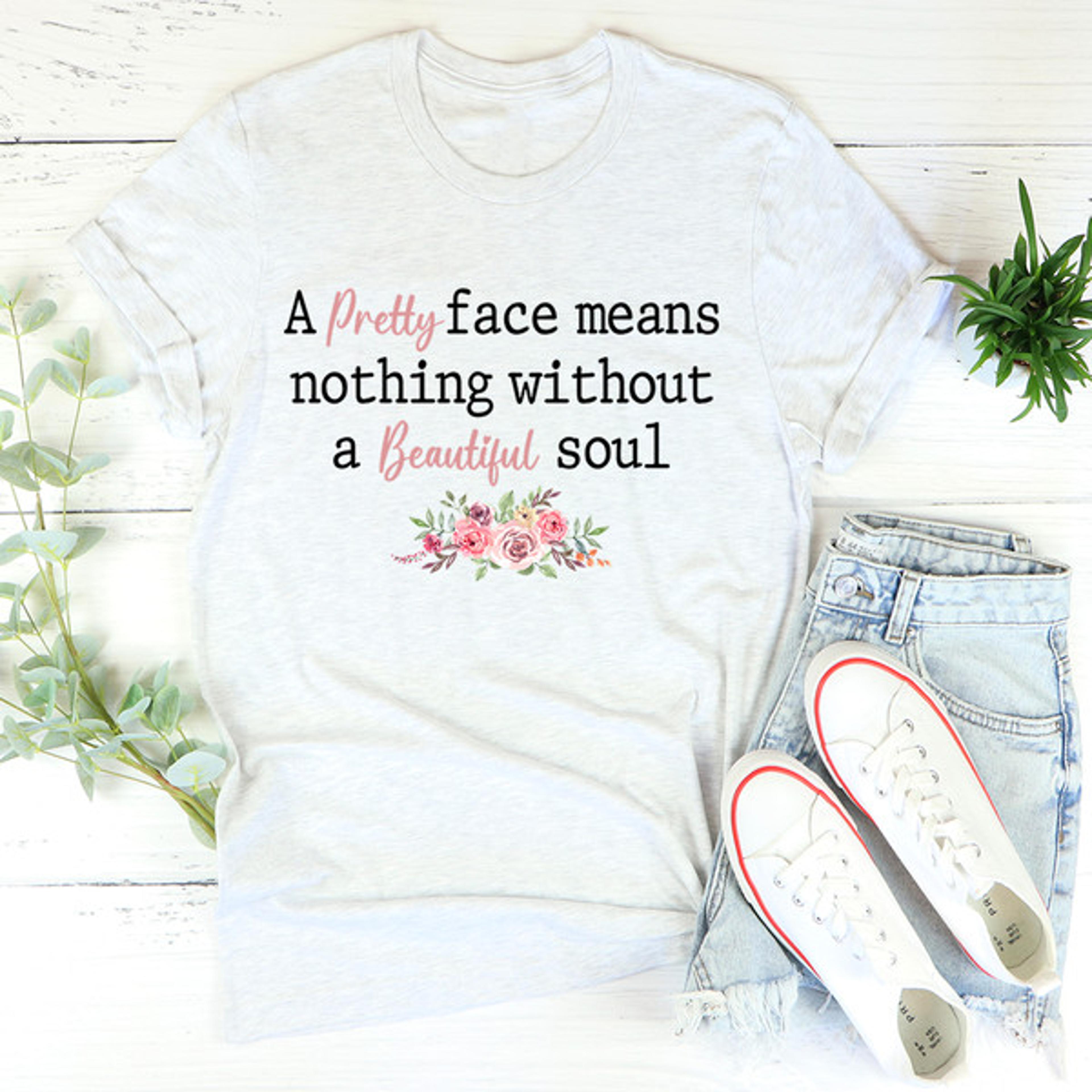 pretty face tee