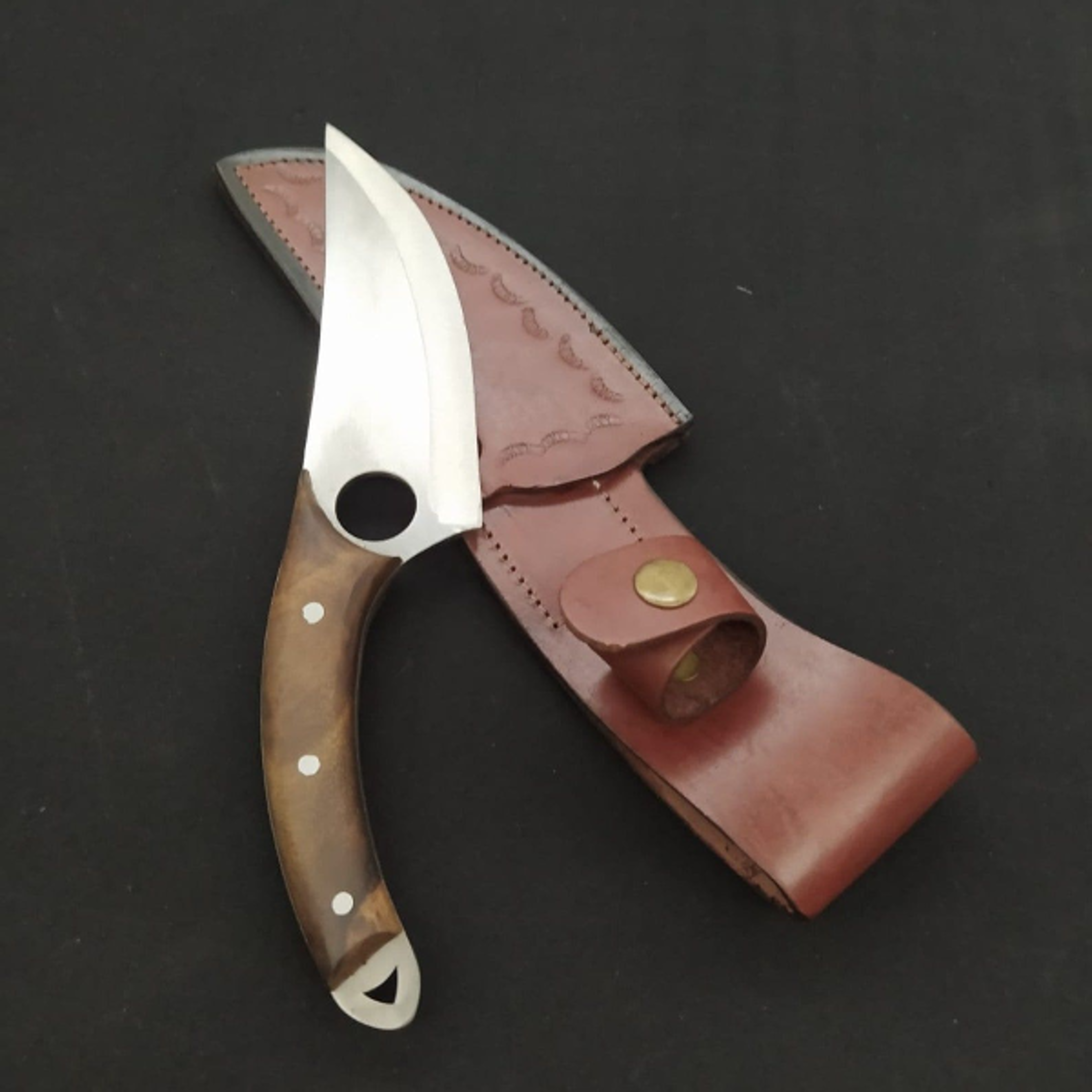 handcrafted serbian stainless steel chef knife with ergonomic handle and leather sheath - perfect for meat cutting