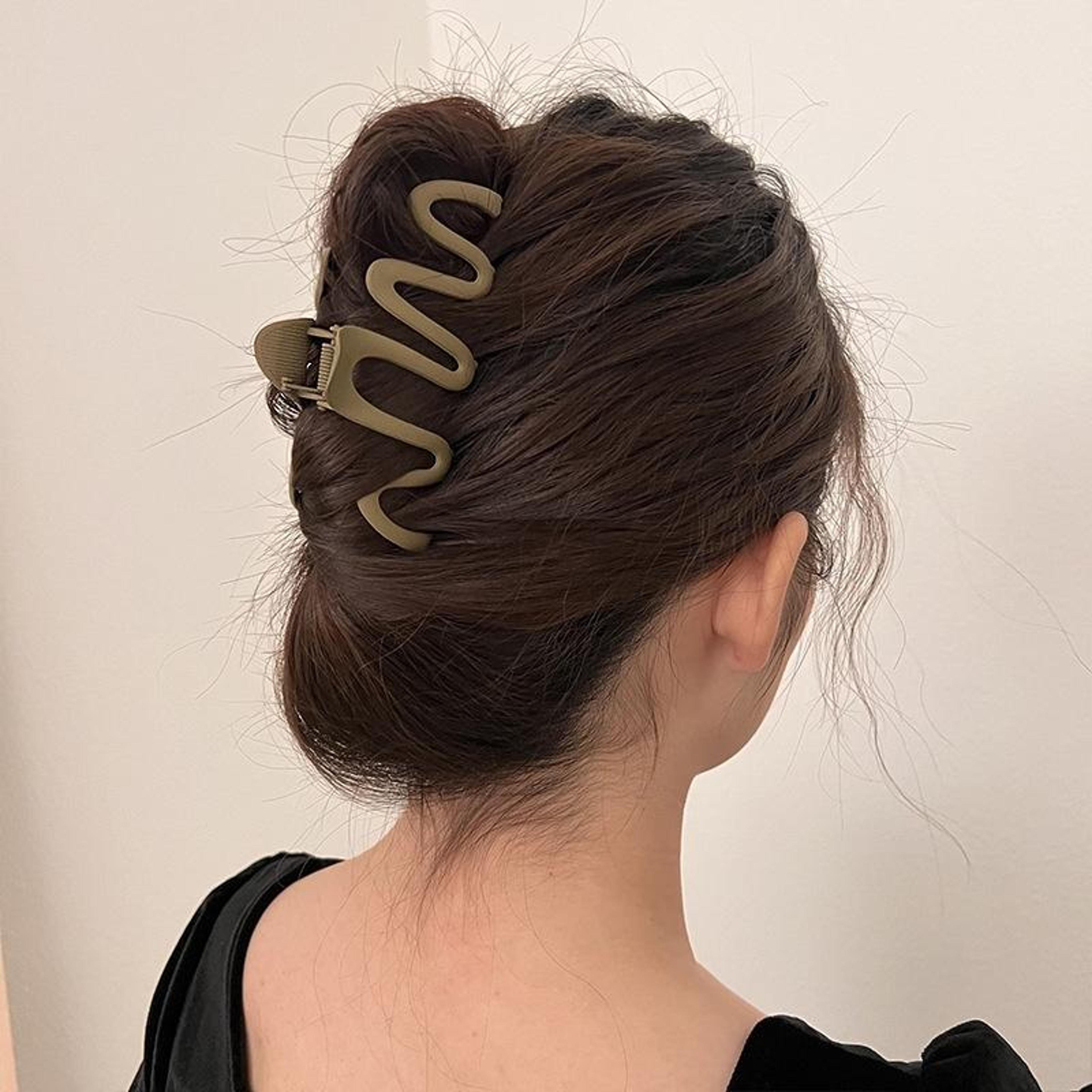 B646 Wavy Frosted Metal Clip Hair Accessories Manual Hair ClampBlack 2