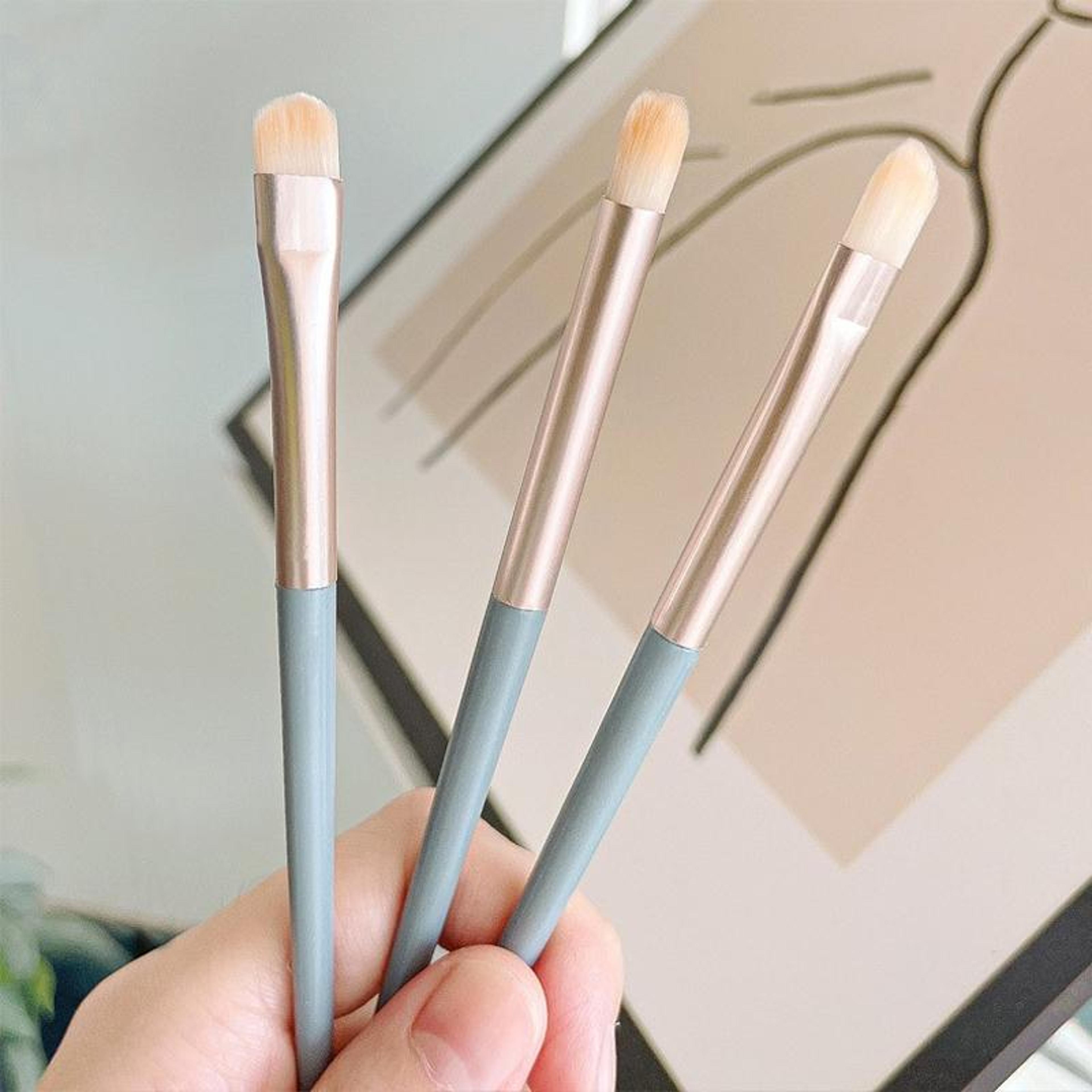 Eyeshadow Brush Set Portable 3 In 1 Makeup Brush Set For Flawless Eye Makeup 3