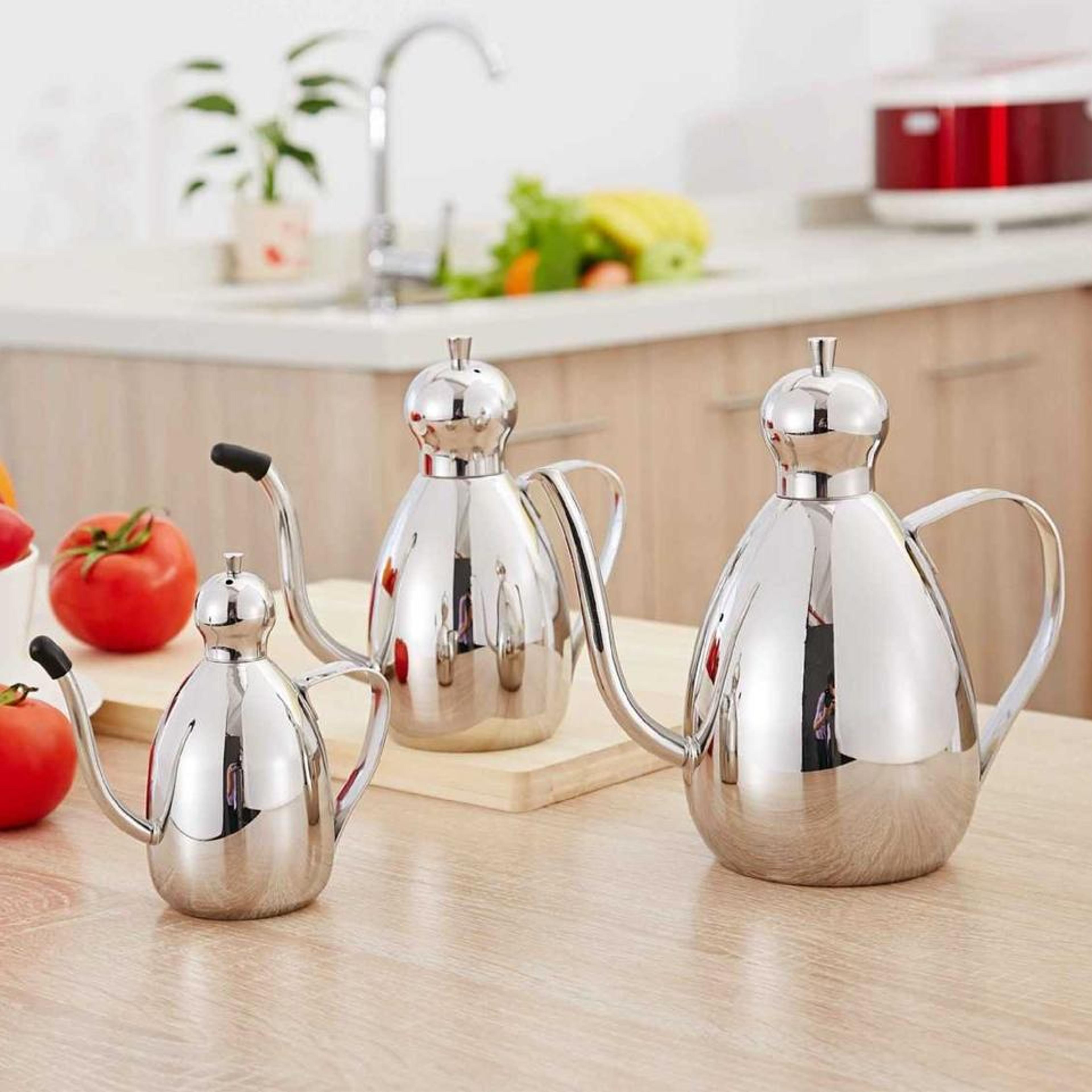 Stainless Steel Seasoning Pot With LeakResistant Seal 1