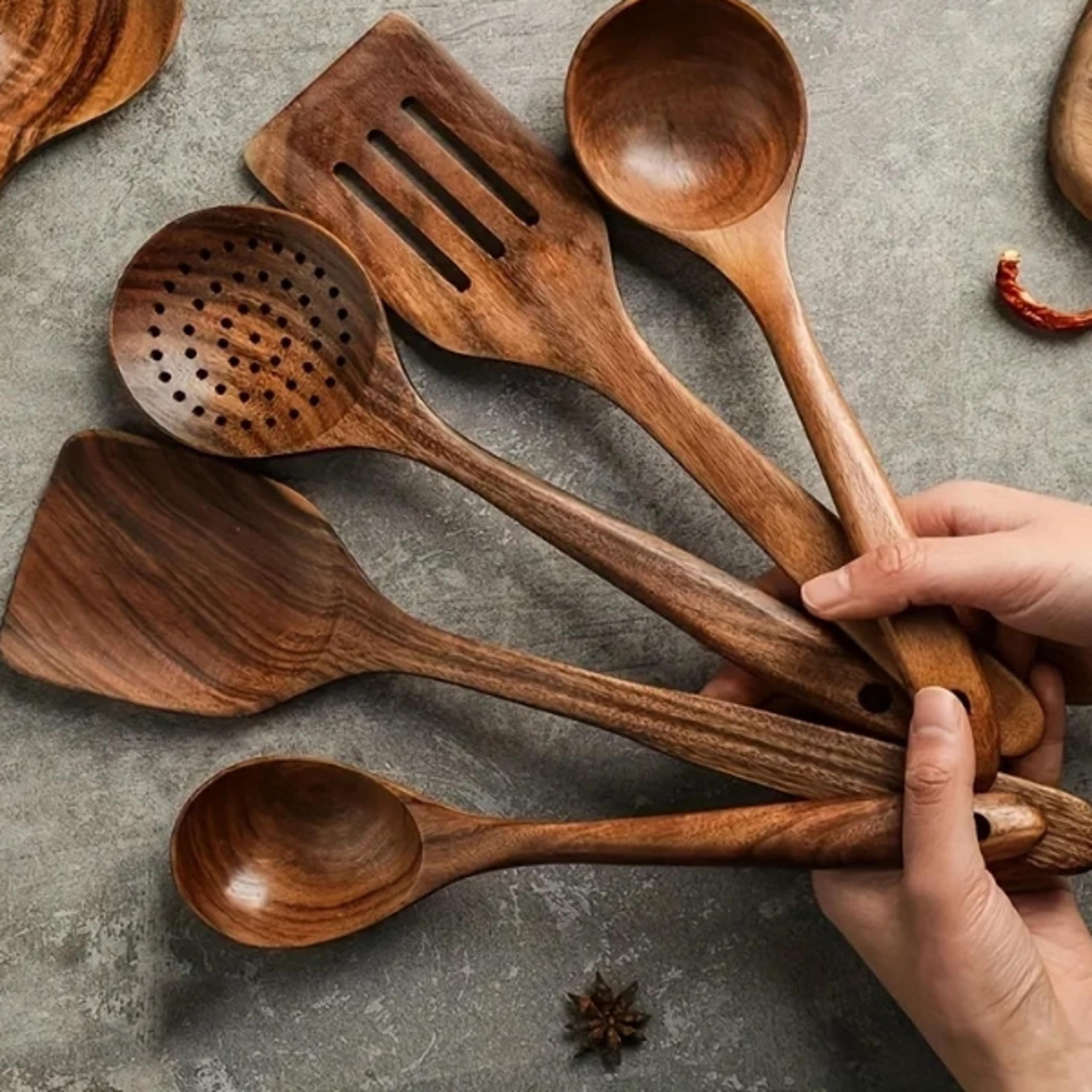 5pcs thailand teak cooking spoon set - natural wooden kitchen utensils for ladles, turners, colanders, skimmers, and sco