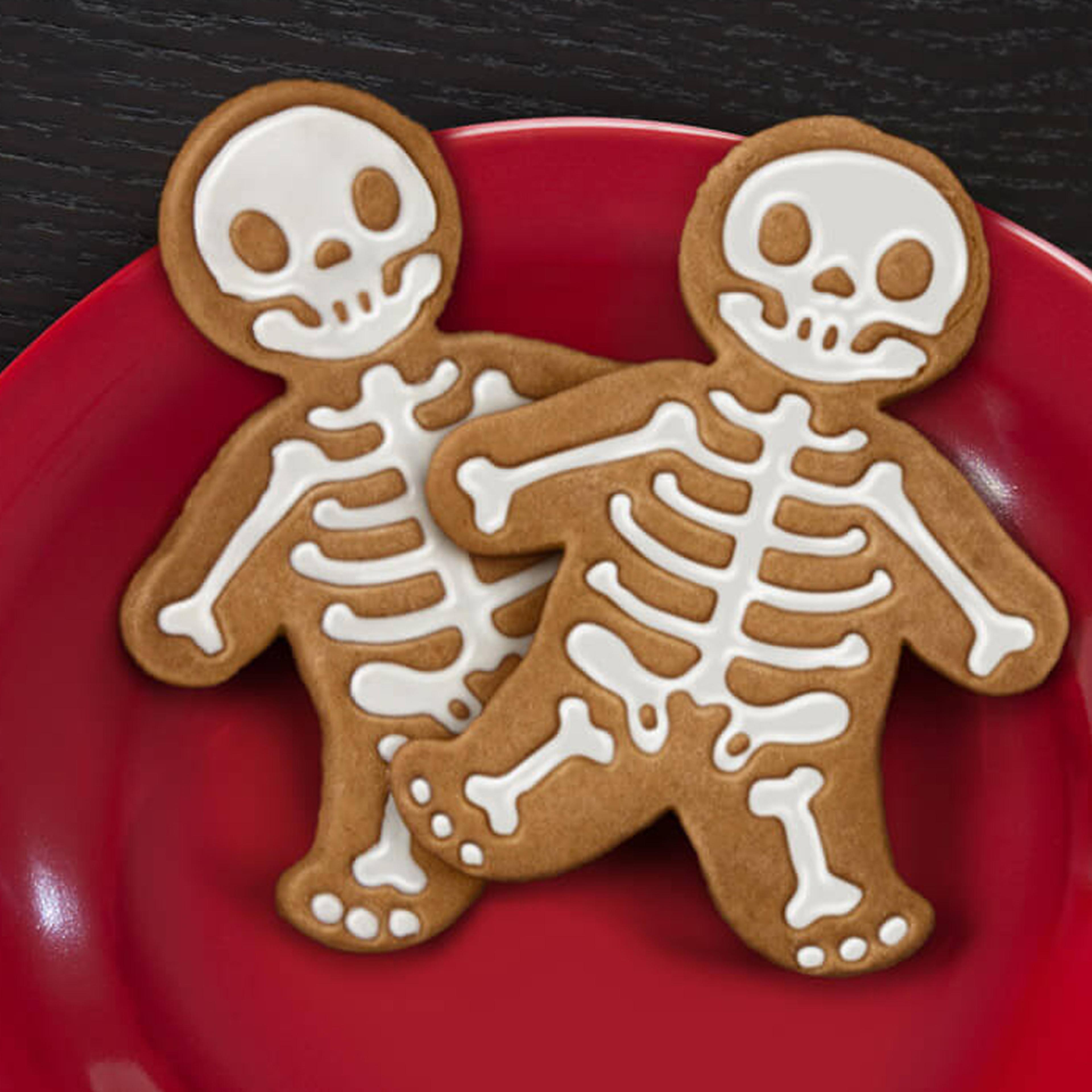 tasty skeleton gingerbread cookie cutter